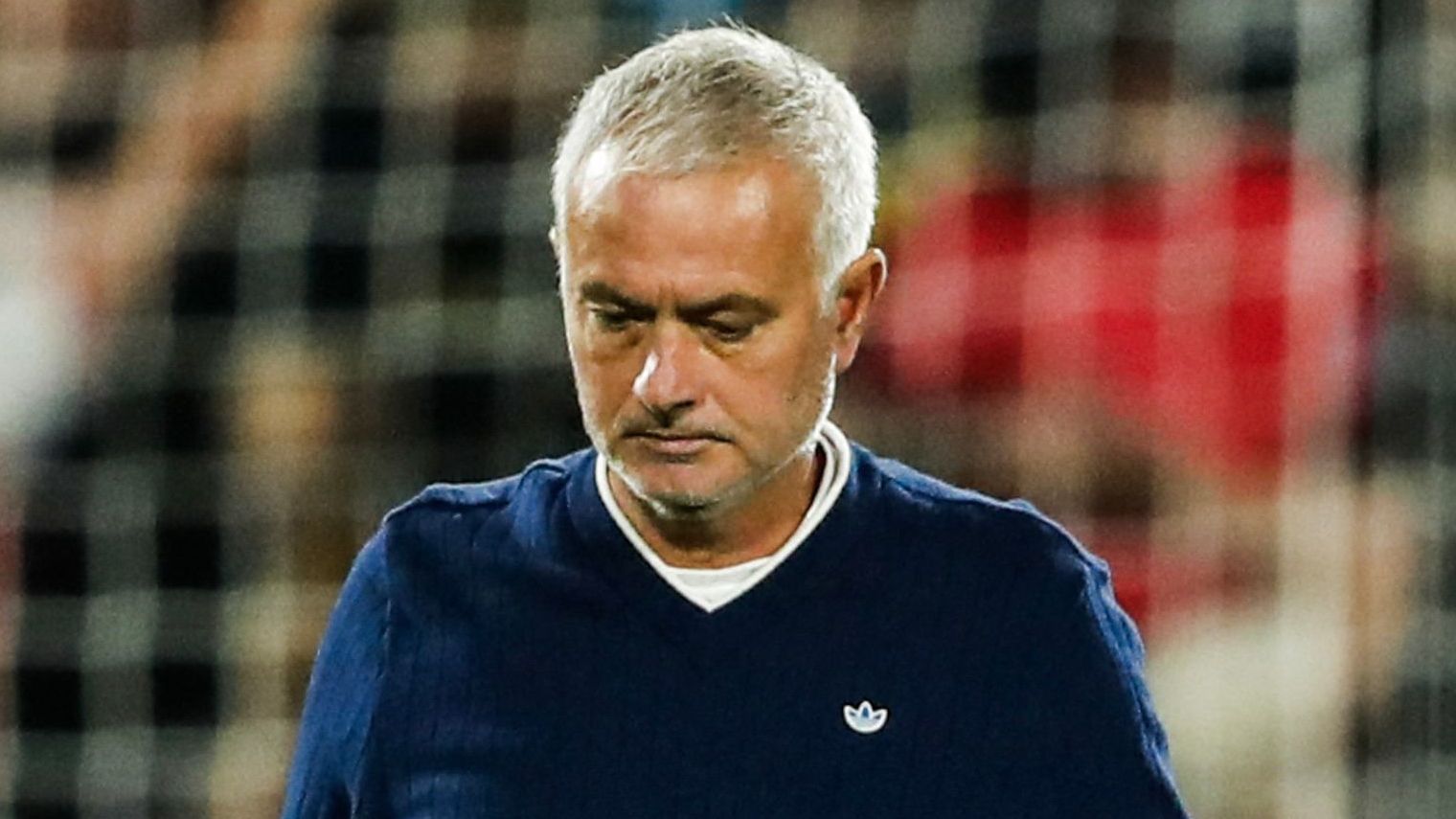VIDEO: Jose Mourinho spotted in Istanbul airport waiting for flight to leave Turkey after being sacked by Fenerbahce