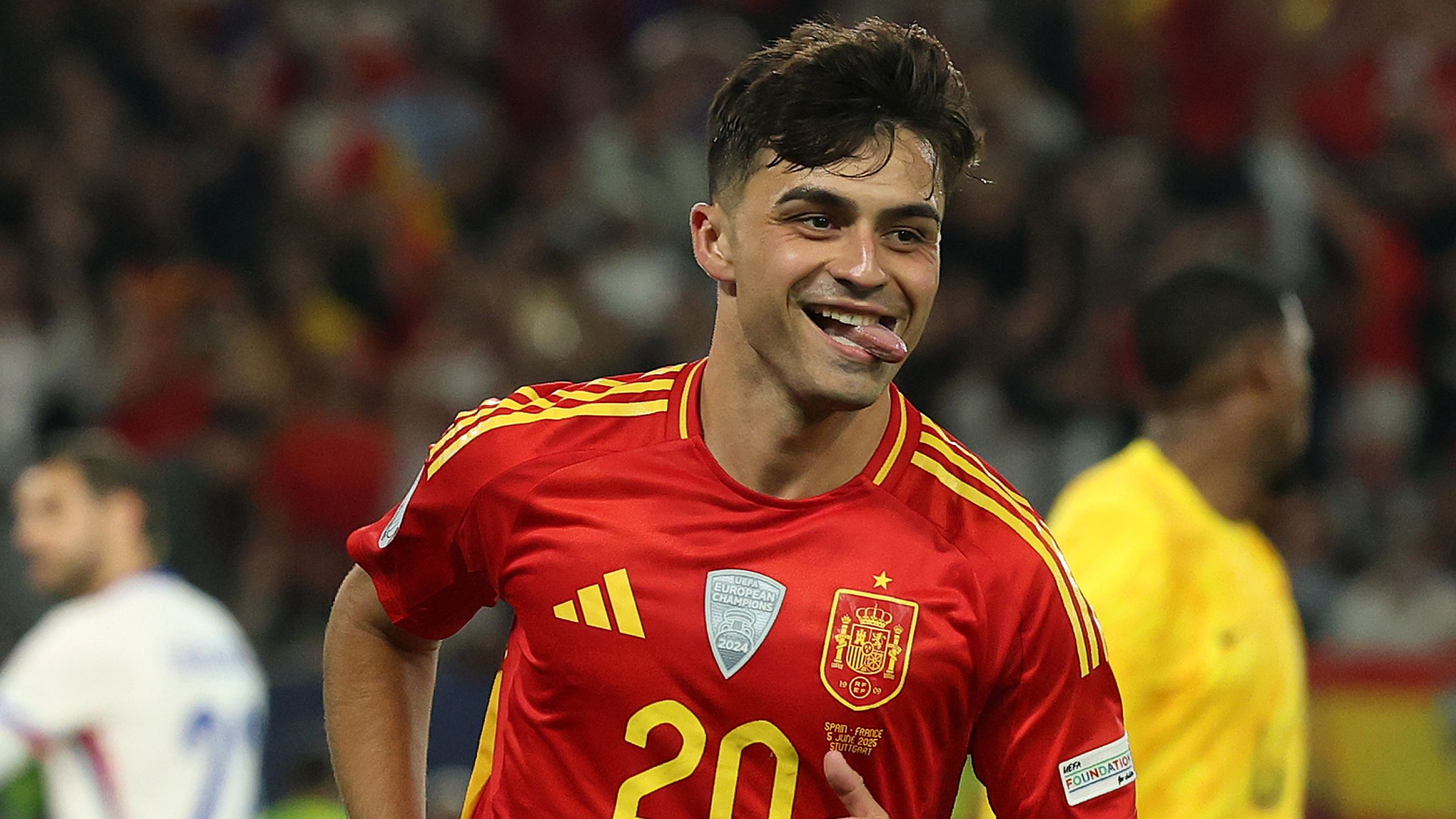 بيدري يدعو رابطة الدوري الإسباني إلى "أن تكون أكثر جدية" مع انتقاد نجم برشلونة لفوضى حكم الفيديو المساعد في تعادل رايو فاليكانو
