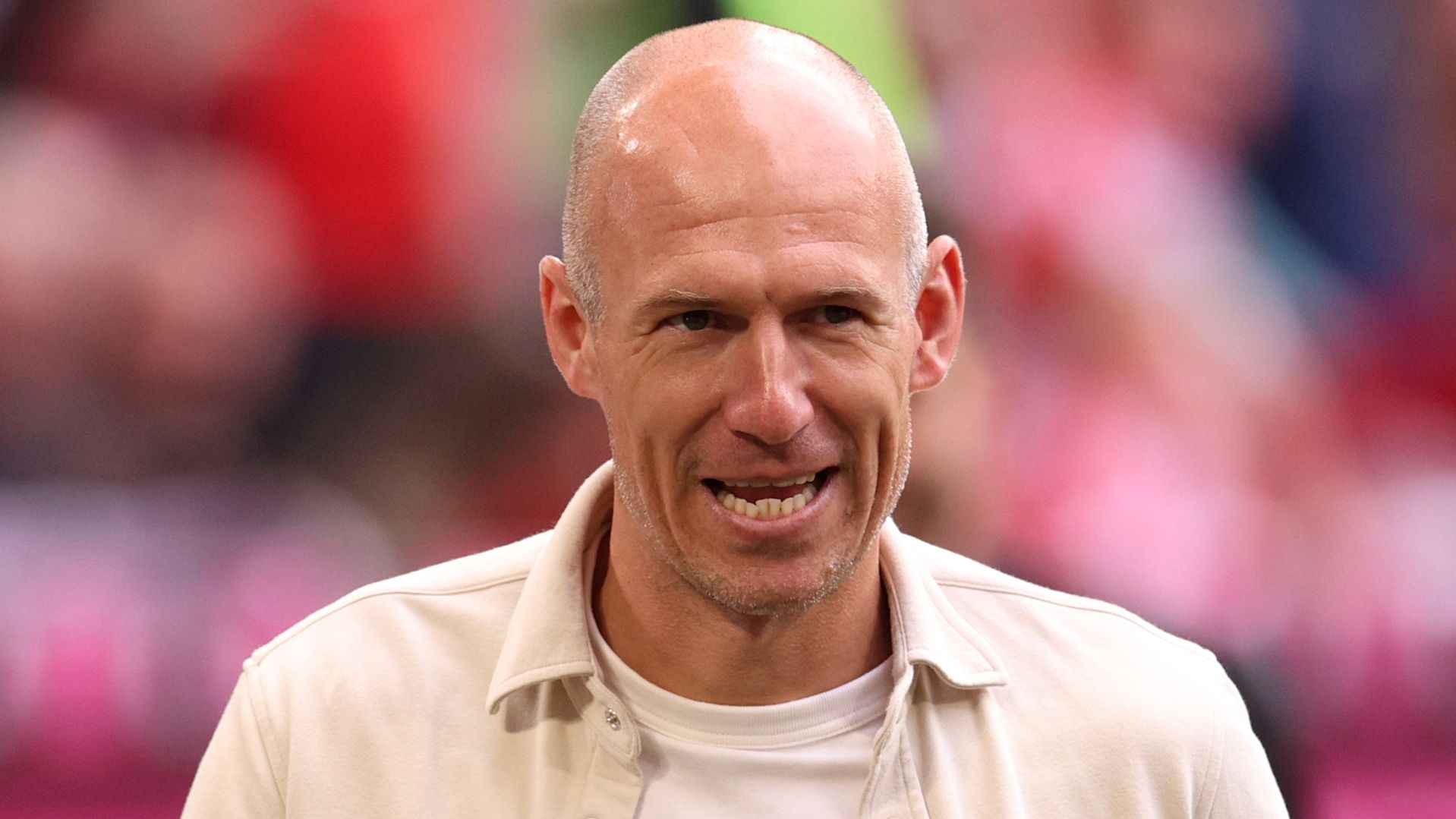 Arjen Robben has a new sport! Ex-Bayern Munich & Chelsea star follows Zlatan Ibrahimovic's footsteps and turns professional in fast-growing game