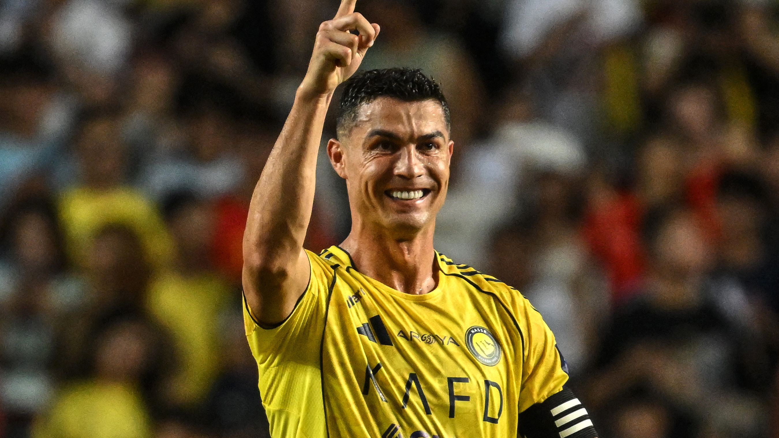 كشف: لماذا رفض بايرن ميونخ وبوروسيا دورتموند كريستيانو رونالدو بينما طلب نجم مانشستر يونايتد السابق البقاء في أوروبا قبل انتقاله إلى النصر