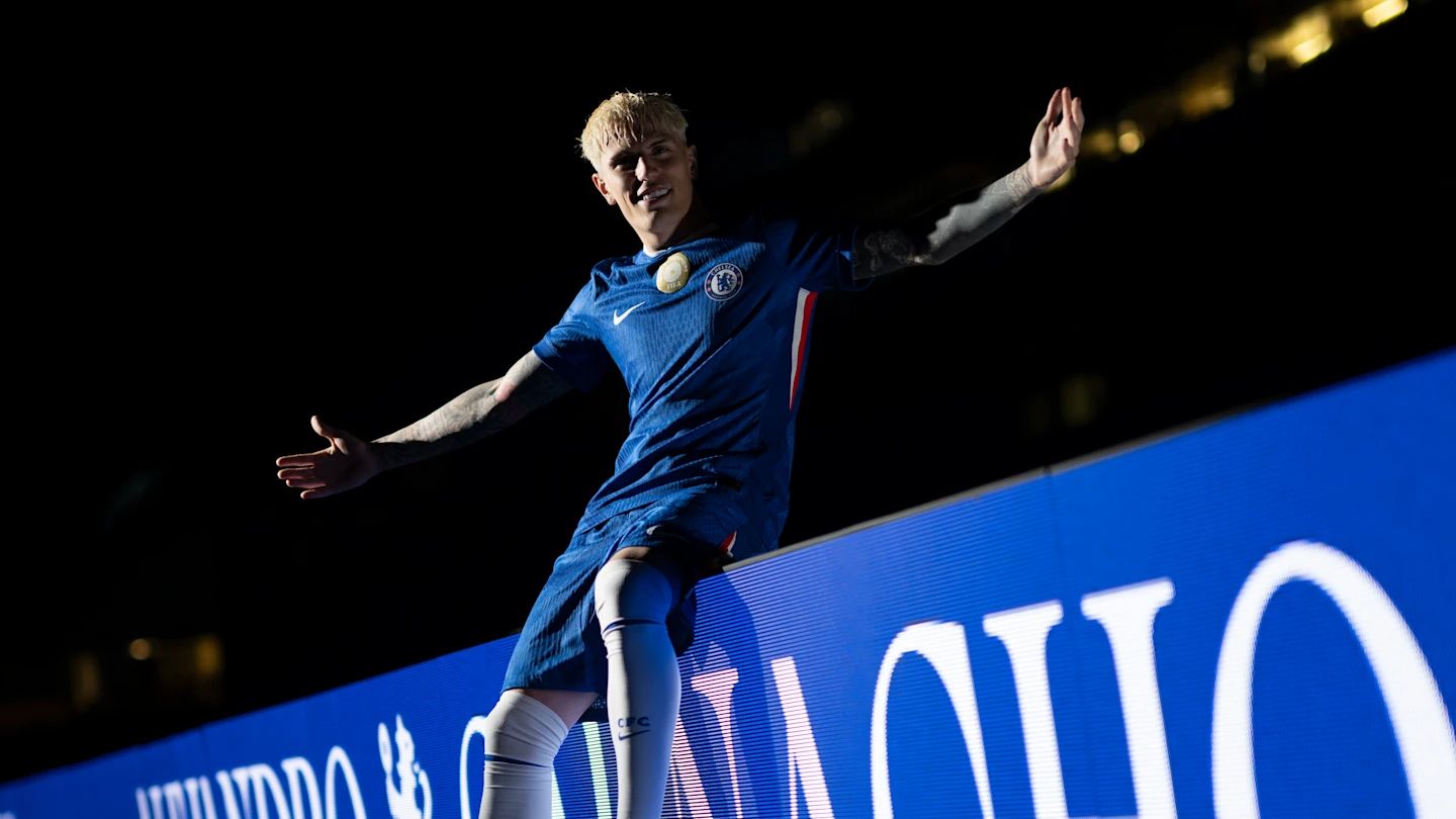 Alejandro Garnacho takes bizarre Chelsea shirt number in questionable nod to Man Utd days after completing £40m transfer