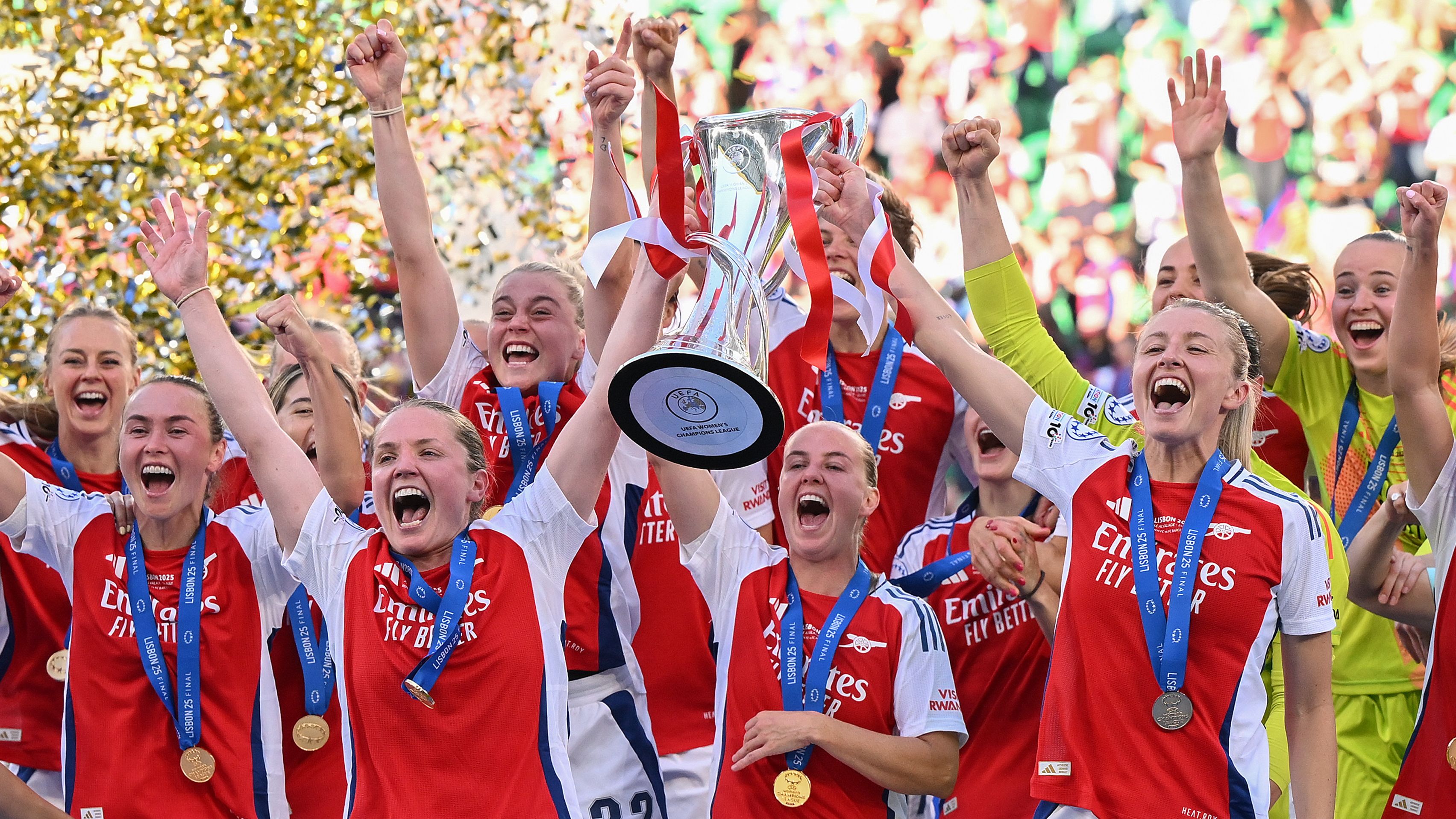 Can Arsenal, Man Utd or Man City break Chelsea's hold on the WSL and stop the Blues winning a seventh successive title?