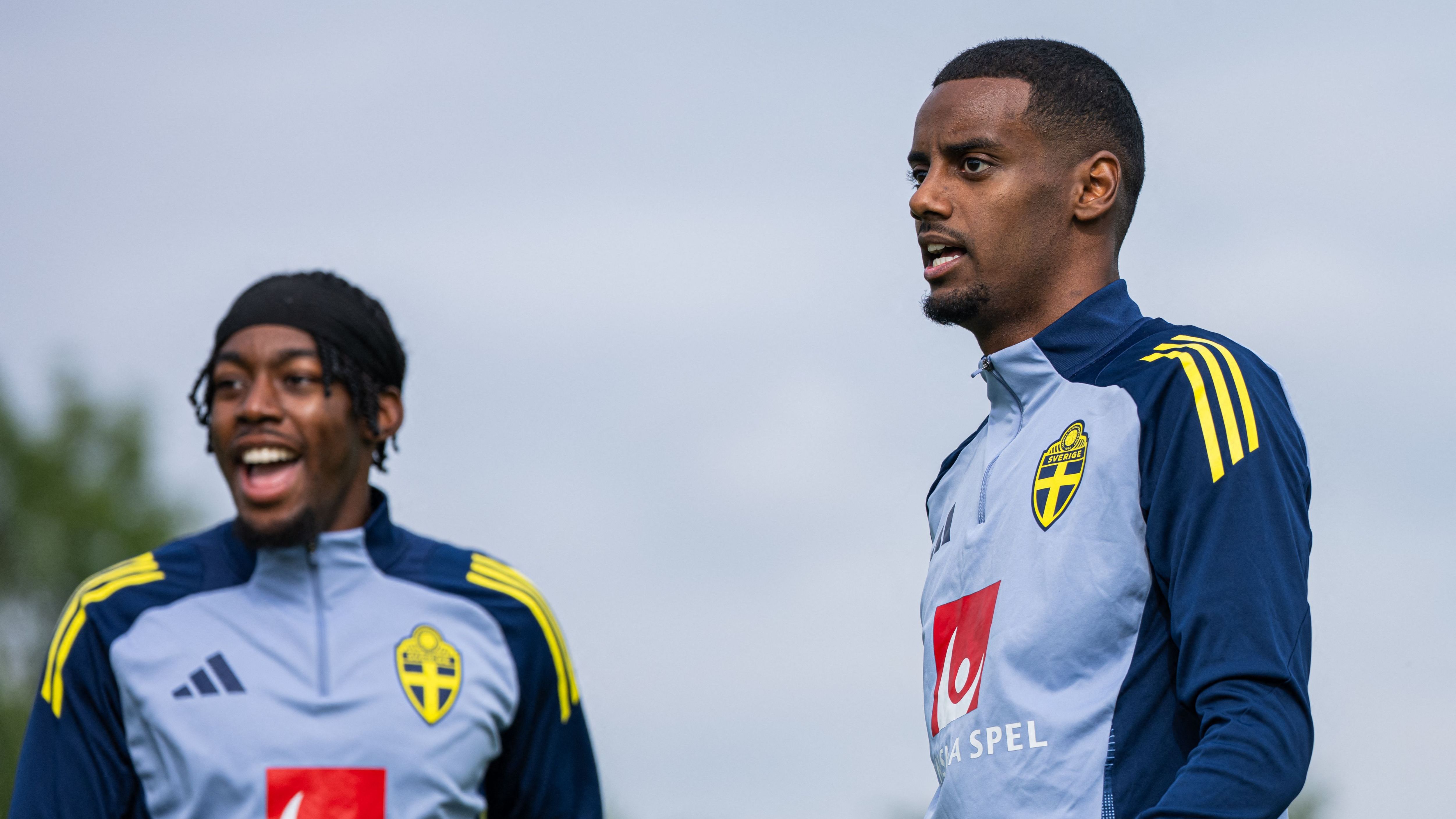'Good luck to him' - Anthony Elanga speaks out on Newcastle squad's reaction to Alexander Isak's Liverpool move