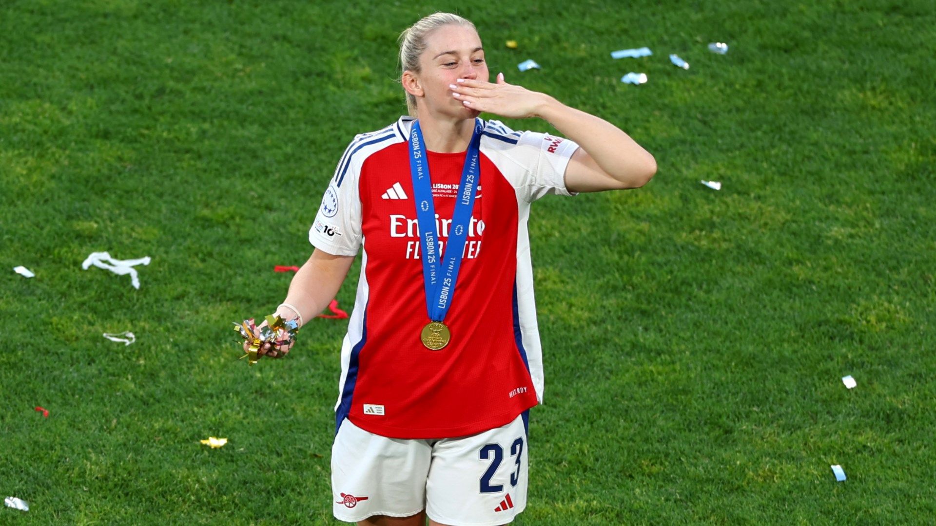 'I'm still so hungry for more success' - Lionesses star Alessia Russo signs new long-term Arsenal contract ahead of new WSL season