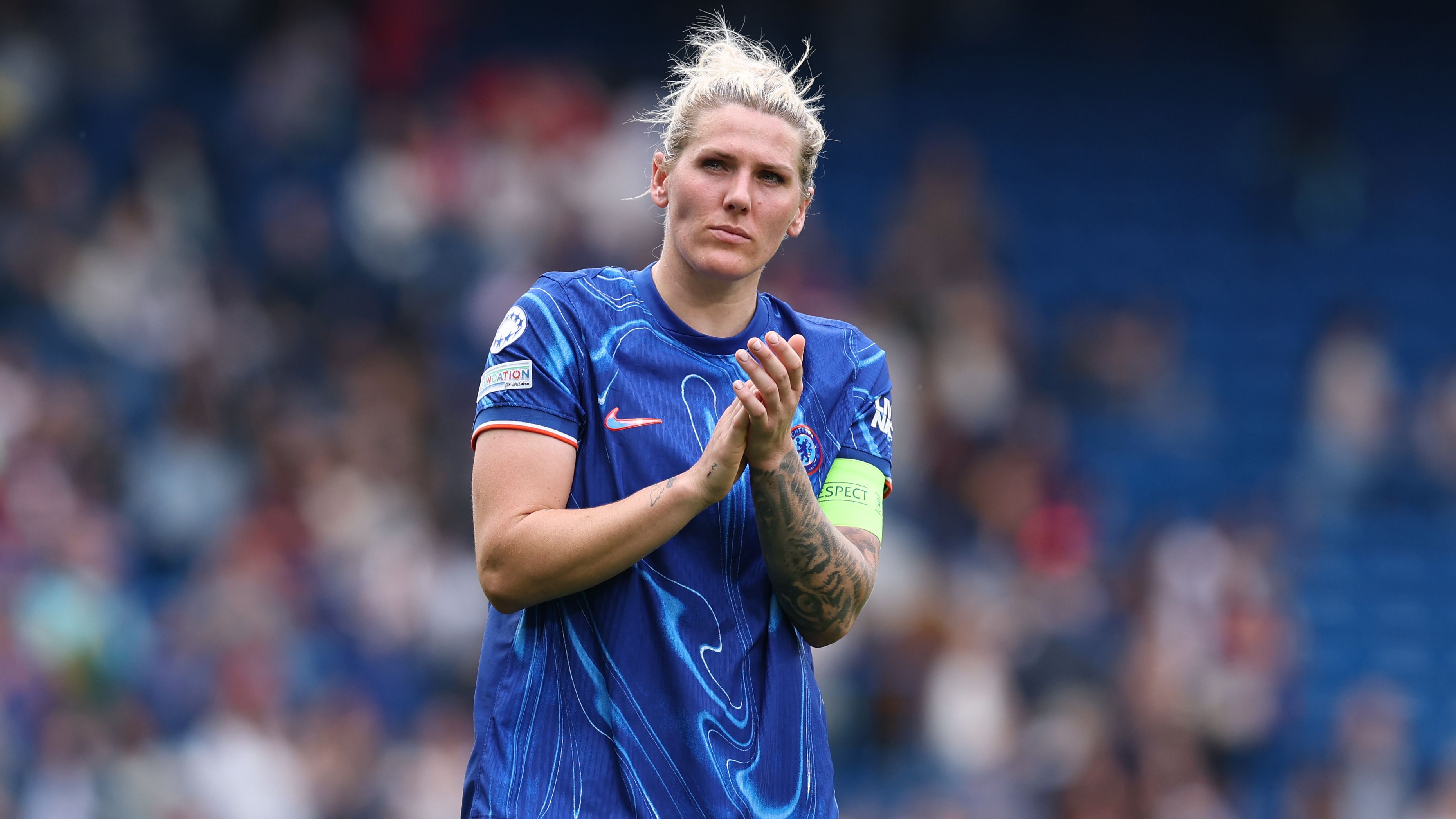 Lucy Bronze's increased competition at Chelsea, Chloe Kelly looking to lock down her Arsenal role & 10 Lionesses talking points heading into the 2025-26 WSL season