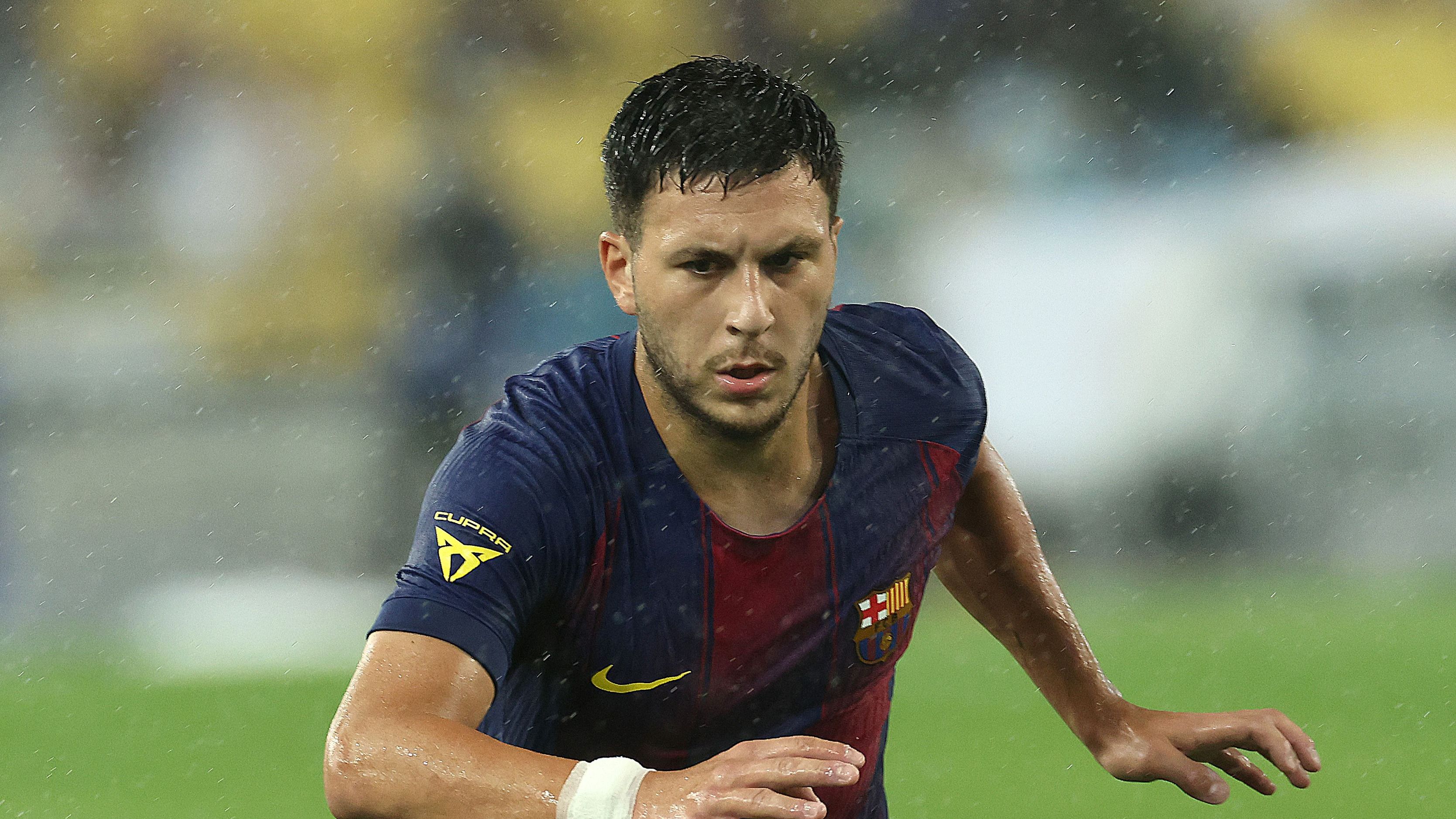 ماركوس راشفورد لديه صديق جديد! يكشف لاعب برشلونة المنضم حديثًا عن علاقة وطيدة مع النجم الإنجليزي "الهادئ" بعد سكنه بجواره في فندق.