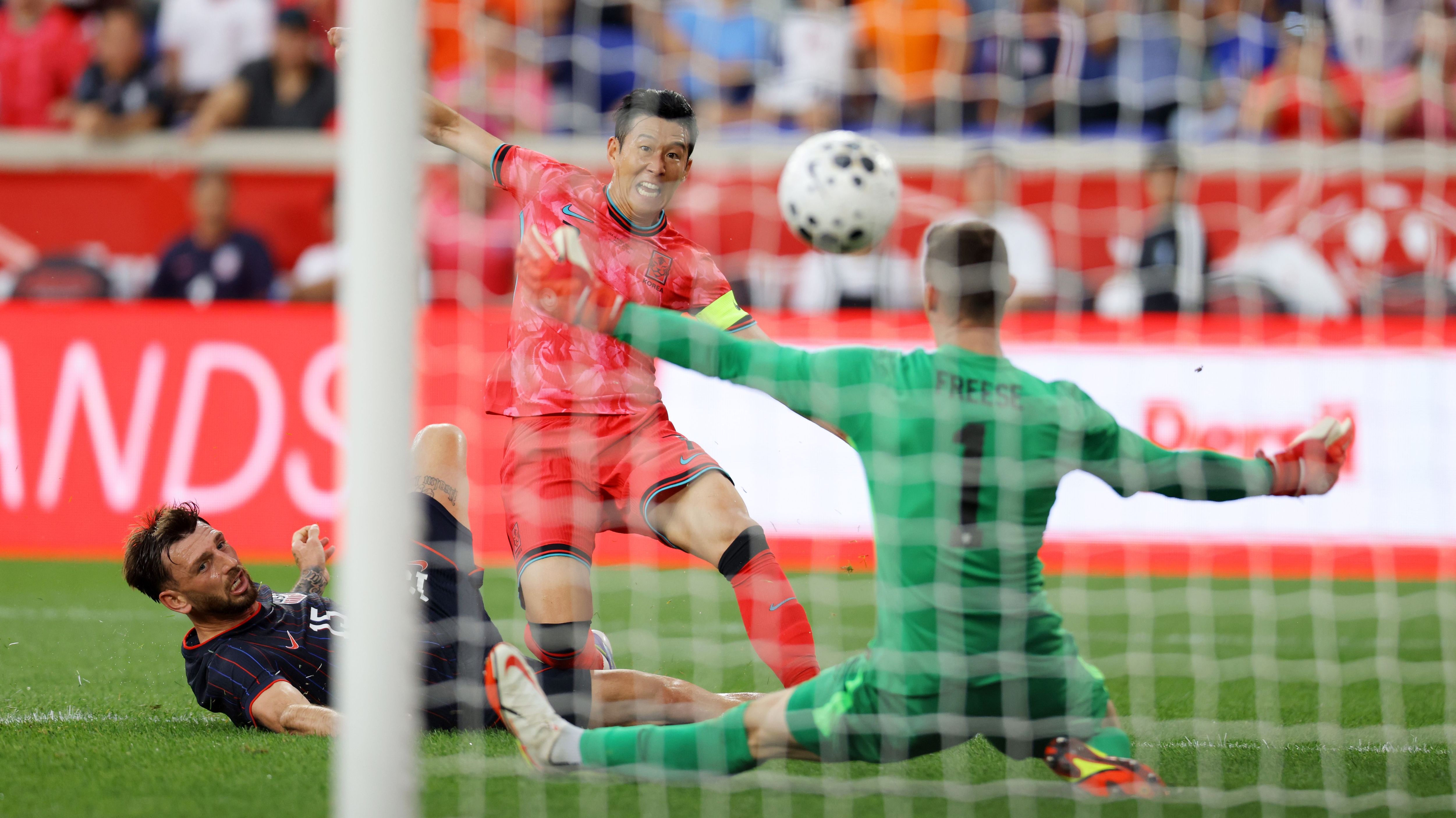 'Not optimistic at this point' - Landon Donovan calls USMNT's loss to South Korea the latest underwhelming performance in concerning trend under Mauricio Pochettino