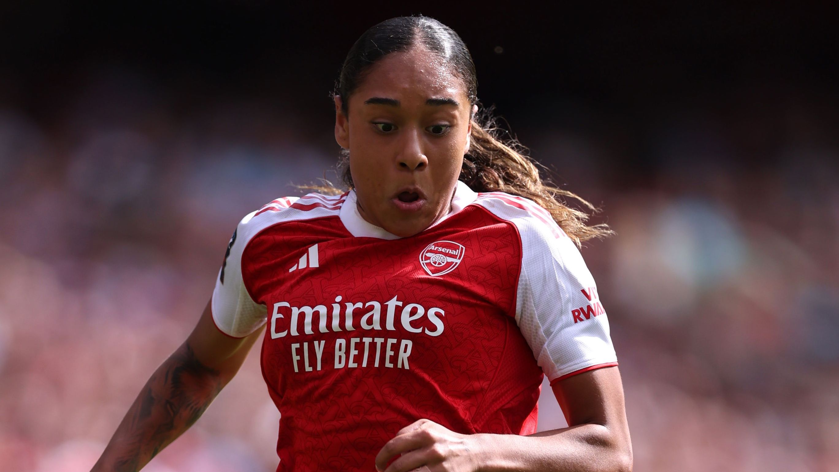 VIDEO: That's why Arsenal paid £1m! Record-breaking new signing Olivia Smith scores OUTRAGEOUS <a href=