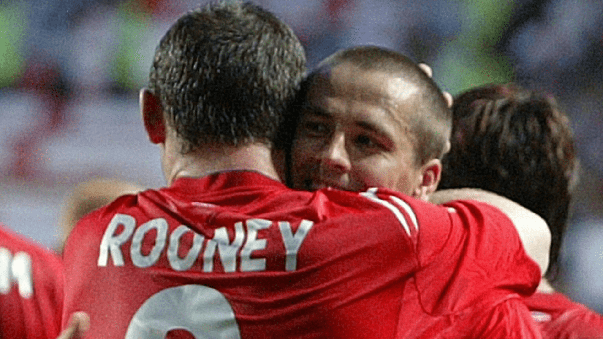 Wayne Rooney vs Michael Owen: Man Utd & England legend joins 'better at 17 debate' & responds to 'boring' accusations levelled at ex-team-mate
