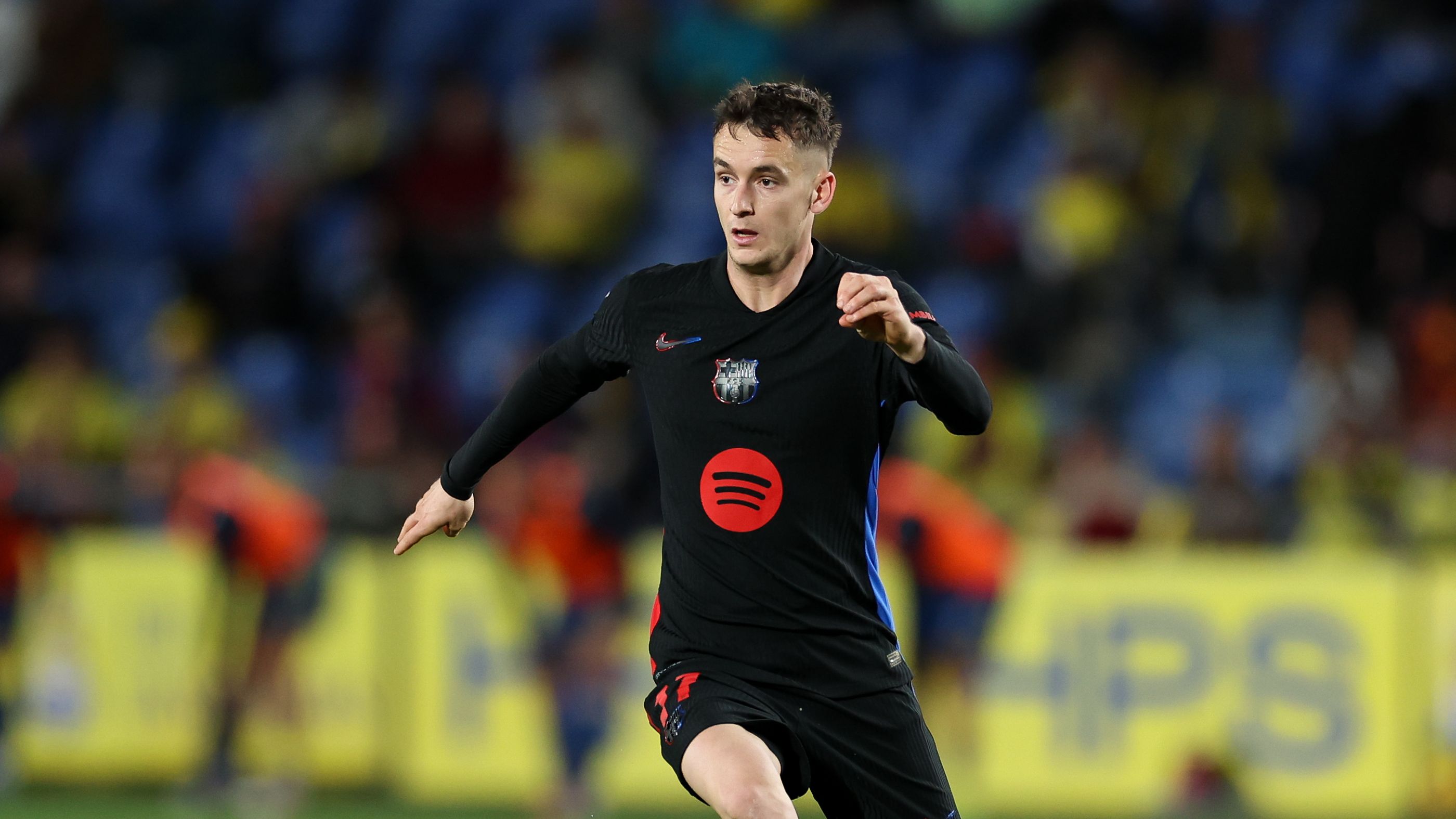 Marc Casado switches agent and joins Barcelona team-mates Lamine Yamal and Alejandro Balde by signing with Jorge Mendes' Gestifute