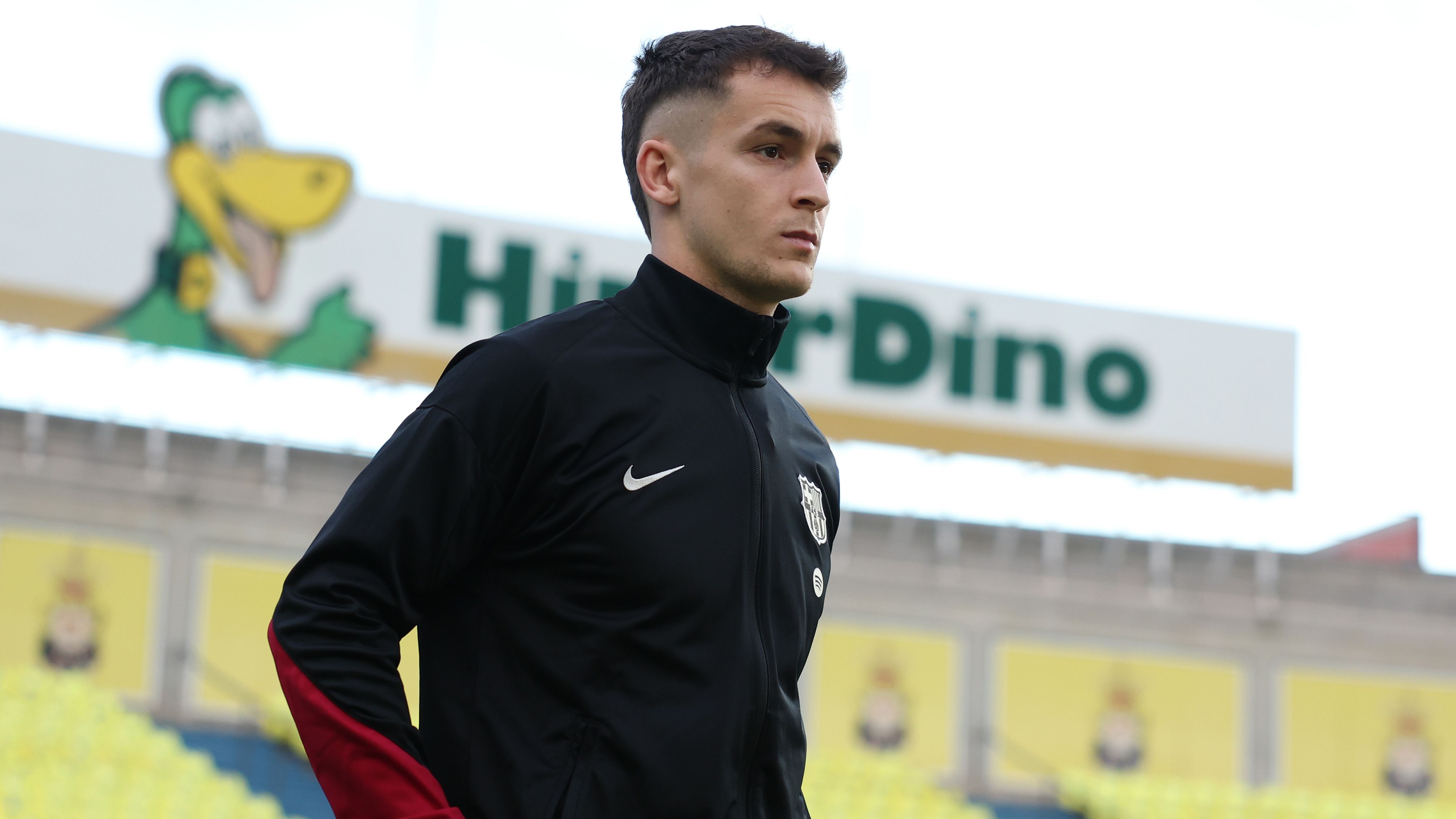 Marc Casado switches agent and joins Barcelona team-mates Lamine Yamal and Alejandro Balde by signing with Jorge Mendes' Gestifute