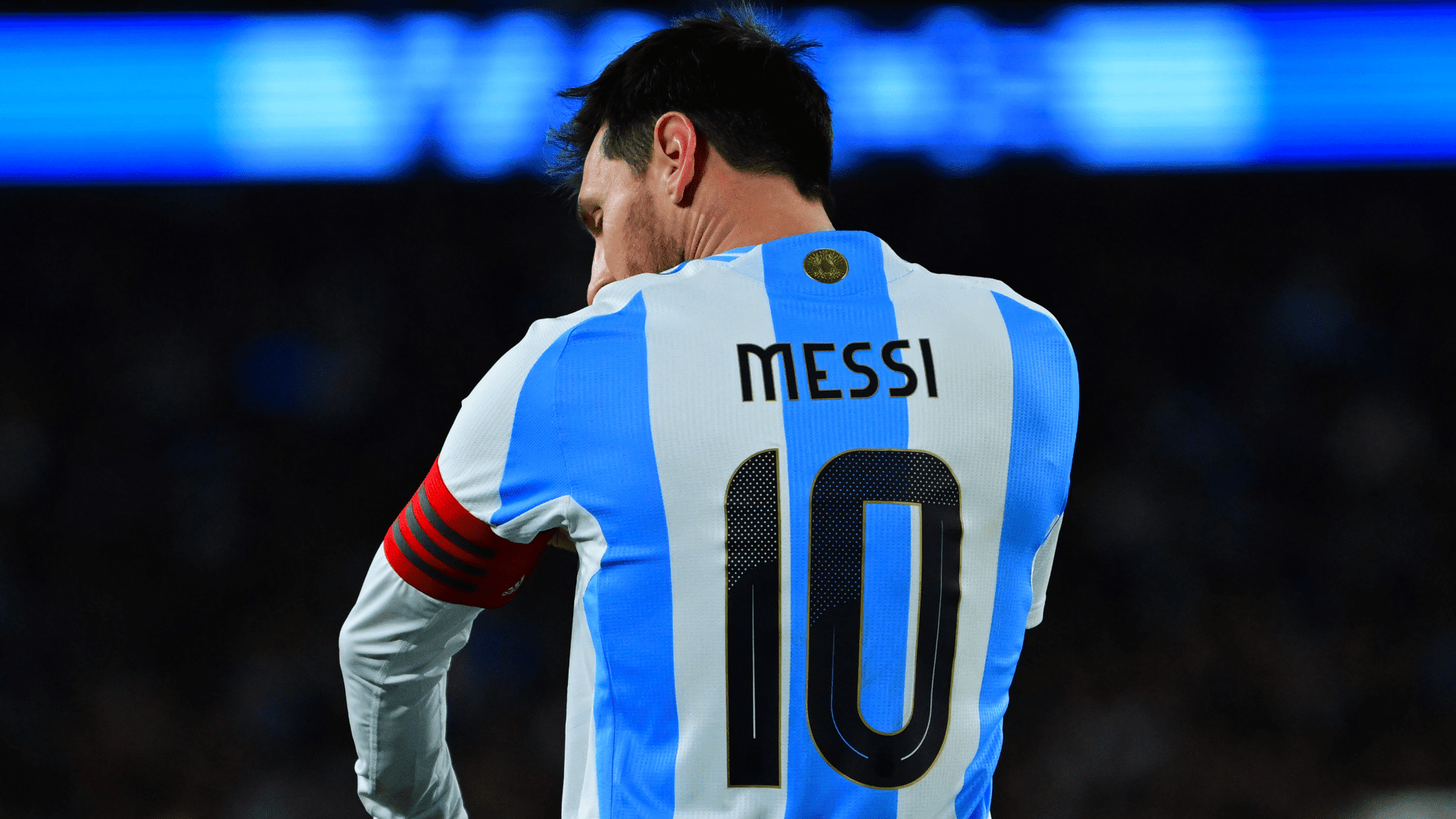 نجم الدوري الأمريكي السابق سيرتدي قميص ليونيل ميسي رقم 10 في المباراة الأخيرة للأرجنتين في تصفيات كأس العالم 2026 ضد الإكوادور بعد حصول القائد الأسطوري على الراحة