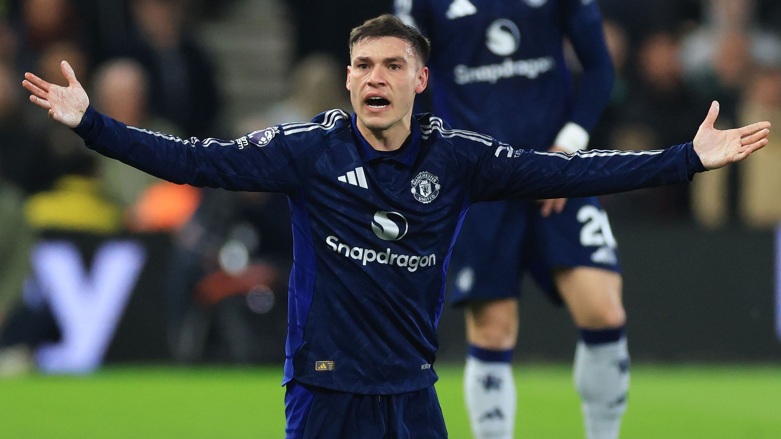 'Big wet blanket' - Man Utd ace signed under Erik ten Hag slammed for doing 'nothing' at Old Trafford