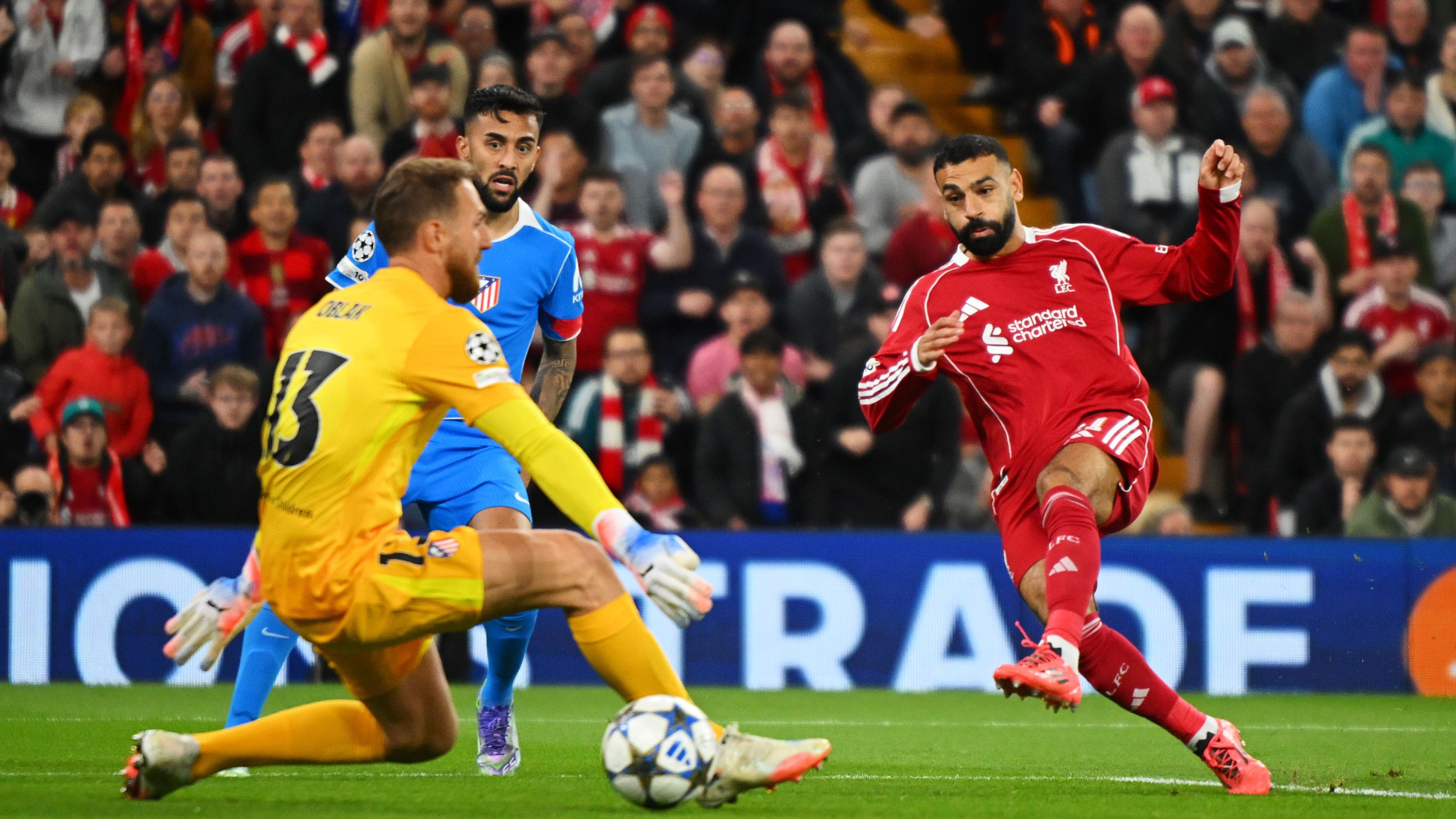 محمد صلاح يبقى وحيدًا في التاريخ! حطم نجم ليفربول المصري رقمًا قياسيًا فريدًا بفوزه المثير على أتلتيكو مدريد في دوري أبطال أوروبا.