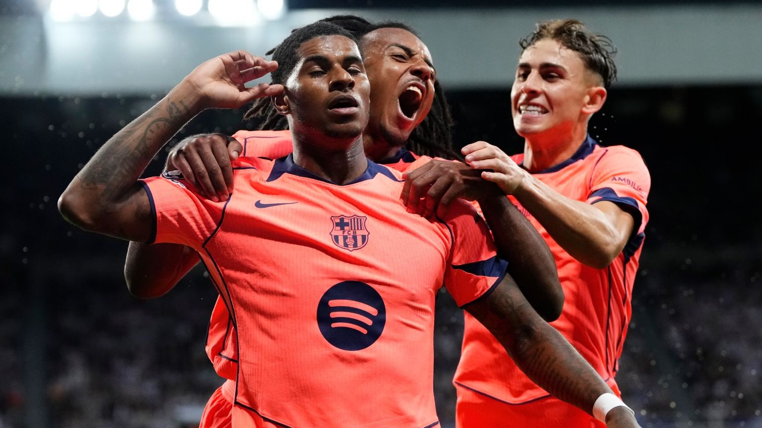 VIDEO: Man Utd skipper Bruno Fernandes left STUNNED as on-loan Marcus Rashford scores screamer against Newcastle in Champions League to complete Barcelona brace