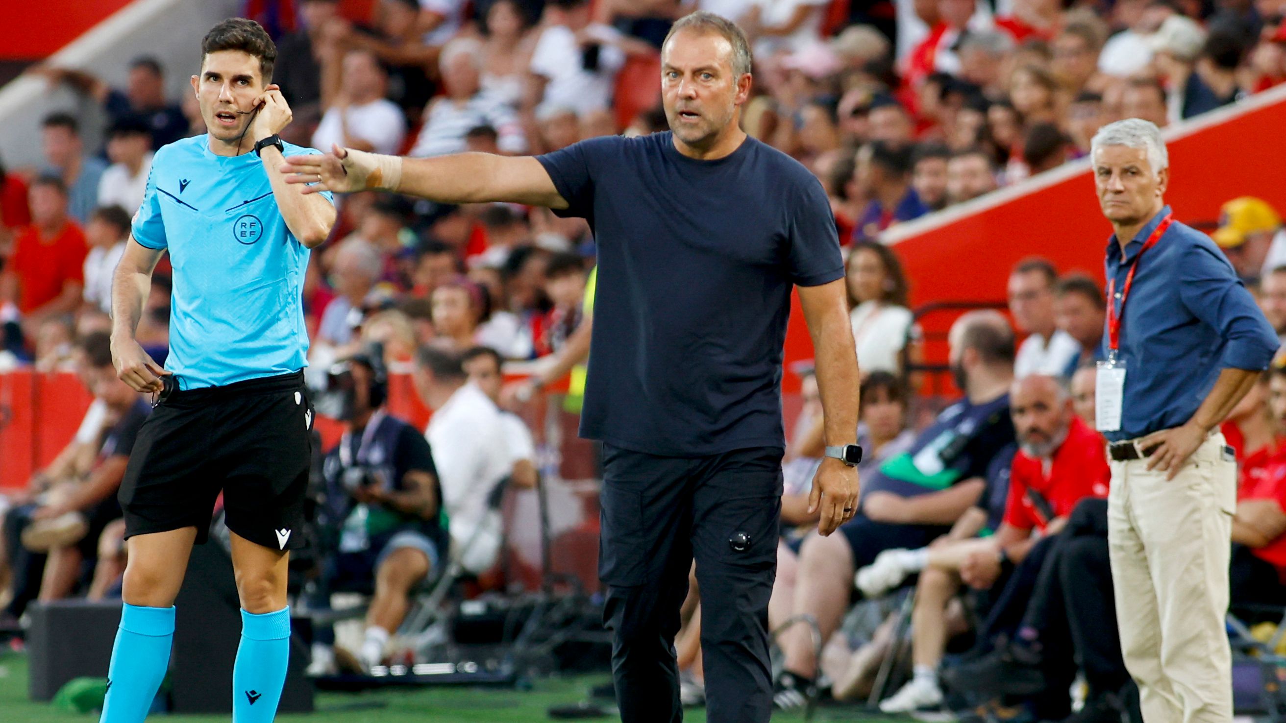 'Incredible' Marcus Rashford trusted to fill in for injured Lamine Yamal as Hansi Flick hails Man Utd loanee ahead of Barcelona showdown against Newcastle