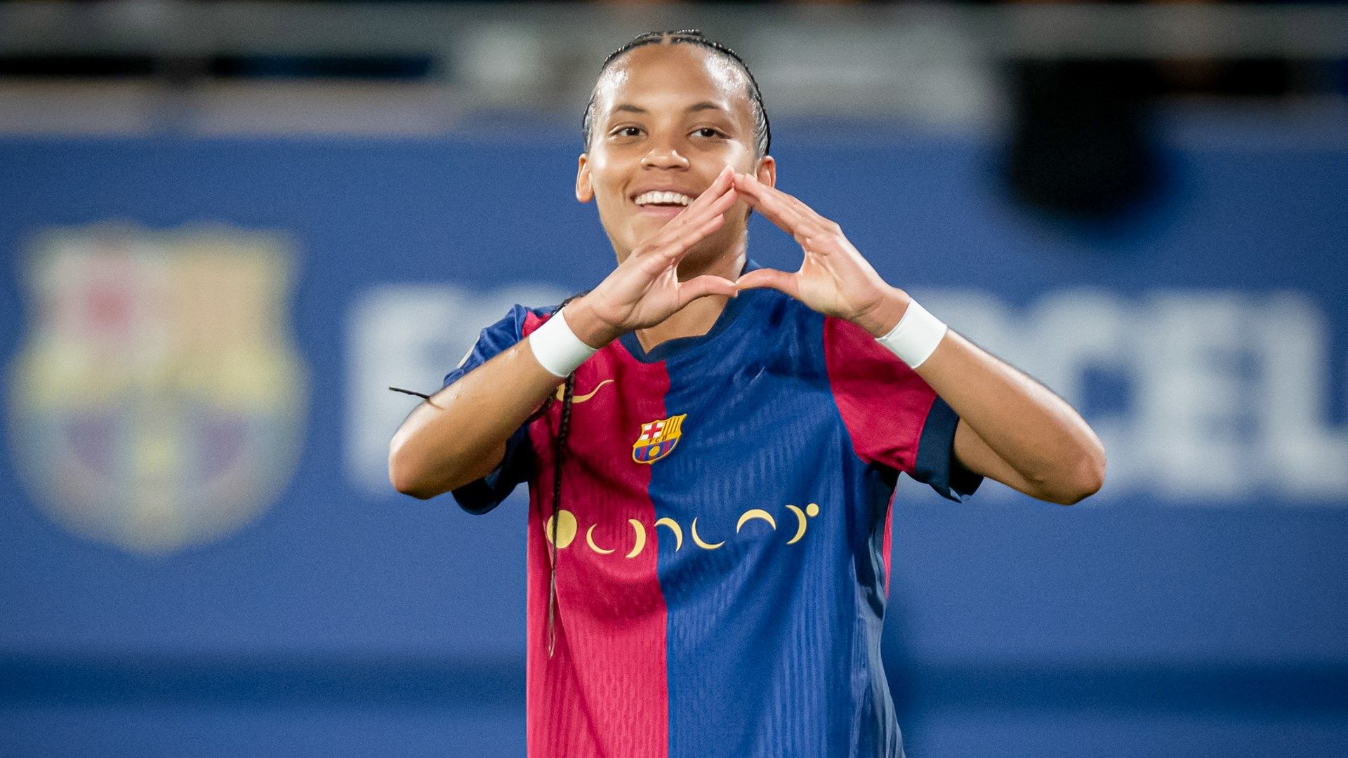 Vicky Lopez claims Women's Kopa Trophy! Barcelona & Spain sensation fends off Michelle Agyemang to be named best young player after sensational campaign
