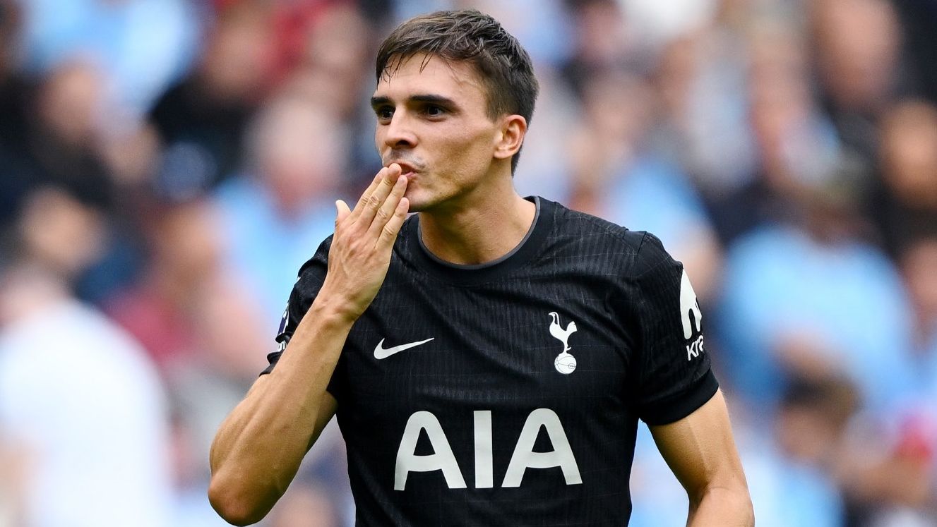 Bayern Munich cross their fingers! Bundesliga giants 'hope' Tottenham complete swoop for unwanted star this summer