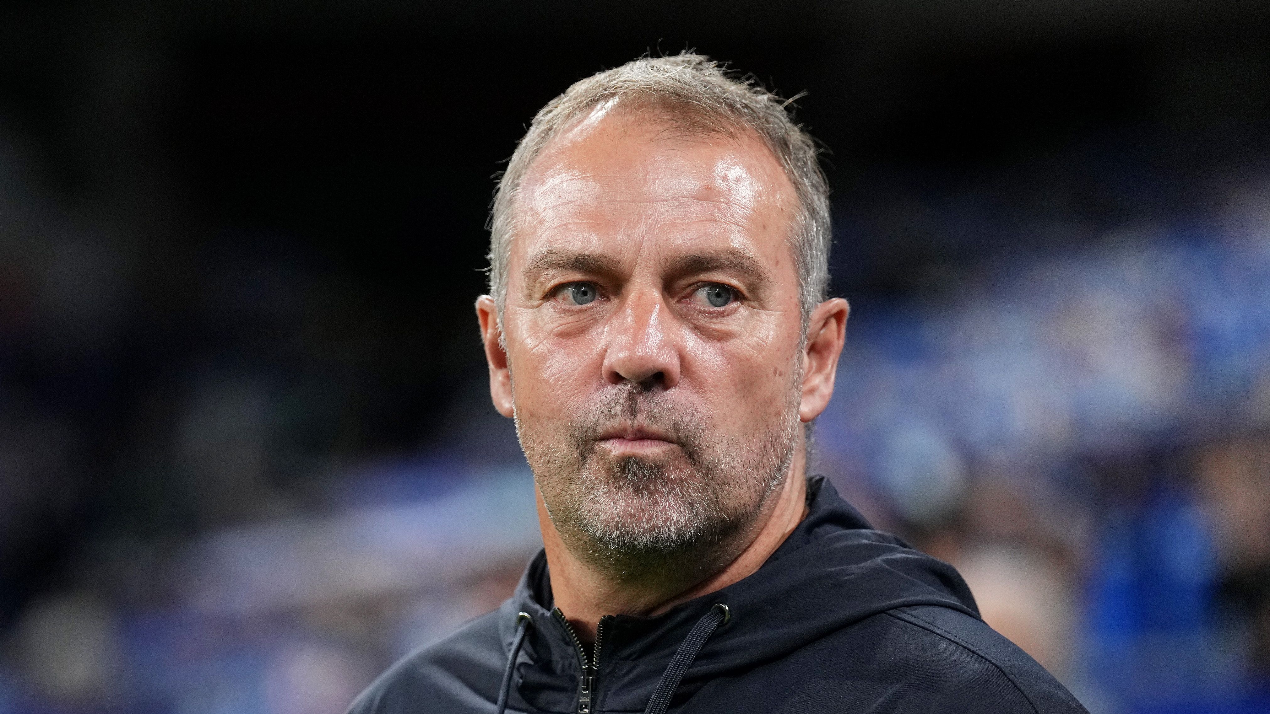 'It's the style we want him to play' - Joan Garcia error downplayed by Hansi Flick as Barcelona boss praises Robert Lewandowski & Frenkie de Jong impact in Oviedo win