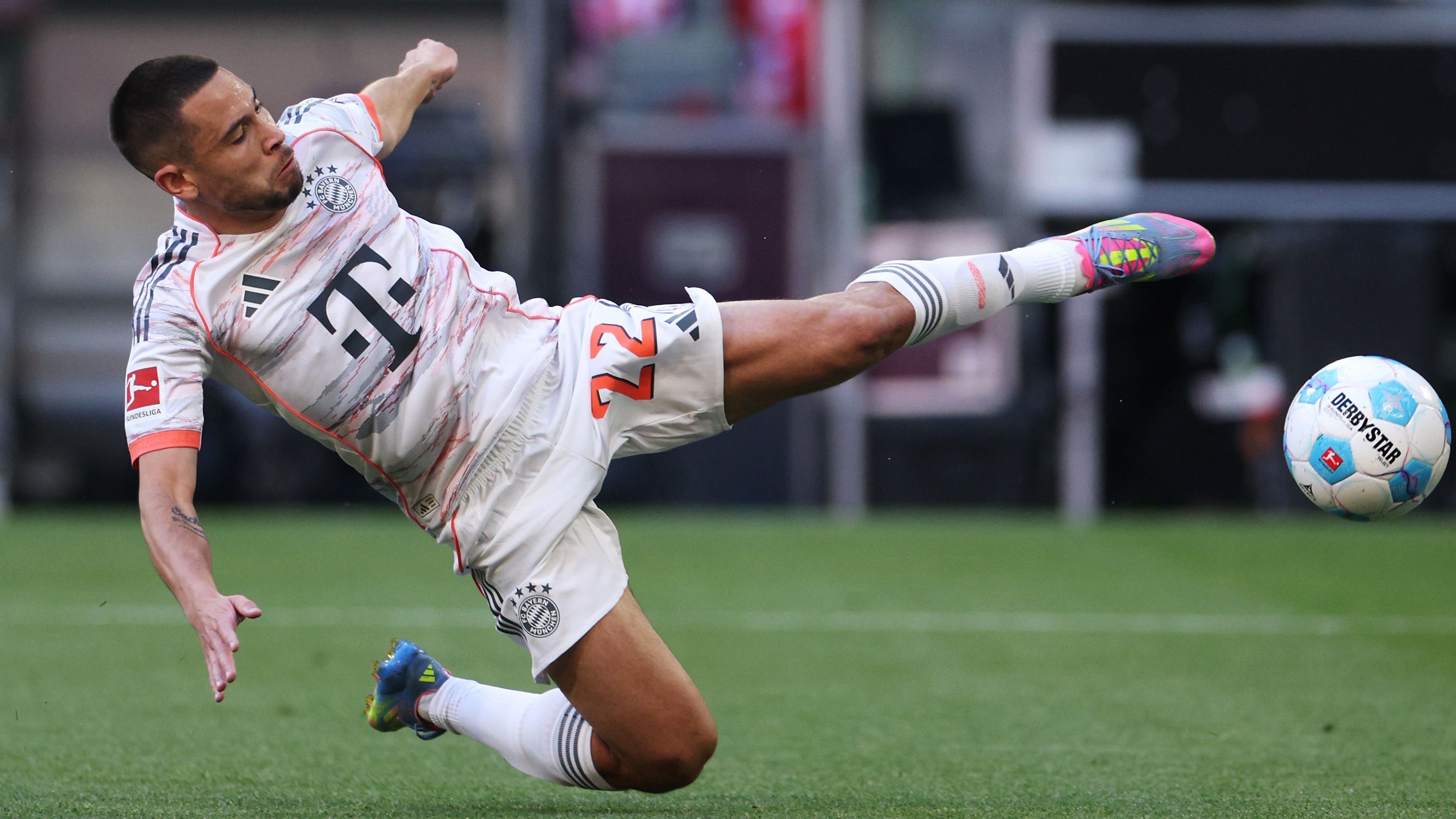 Bayern Munich full-back's future 'clear' as summer transfer looms amid injury struggles and lack of playing time under Vincent Kompany