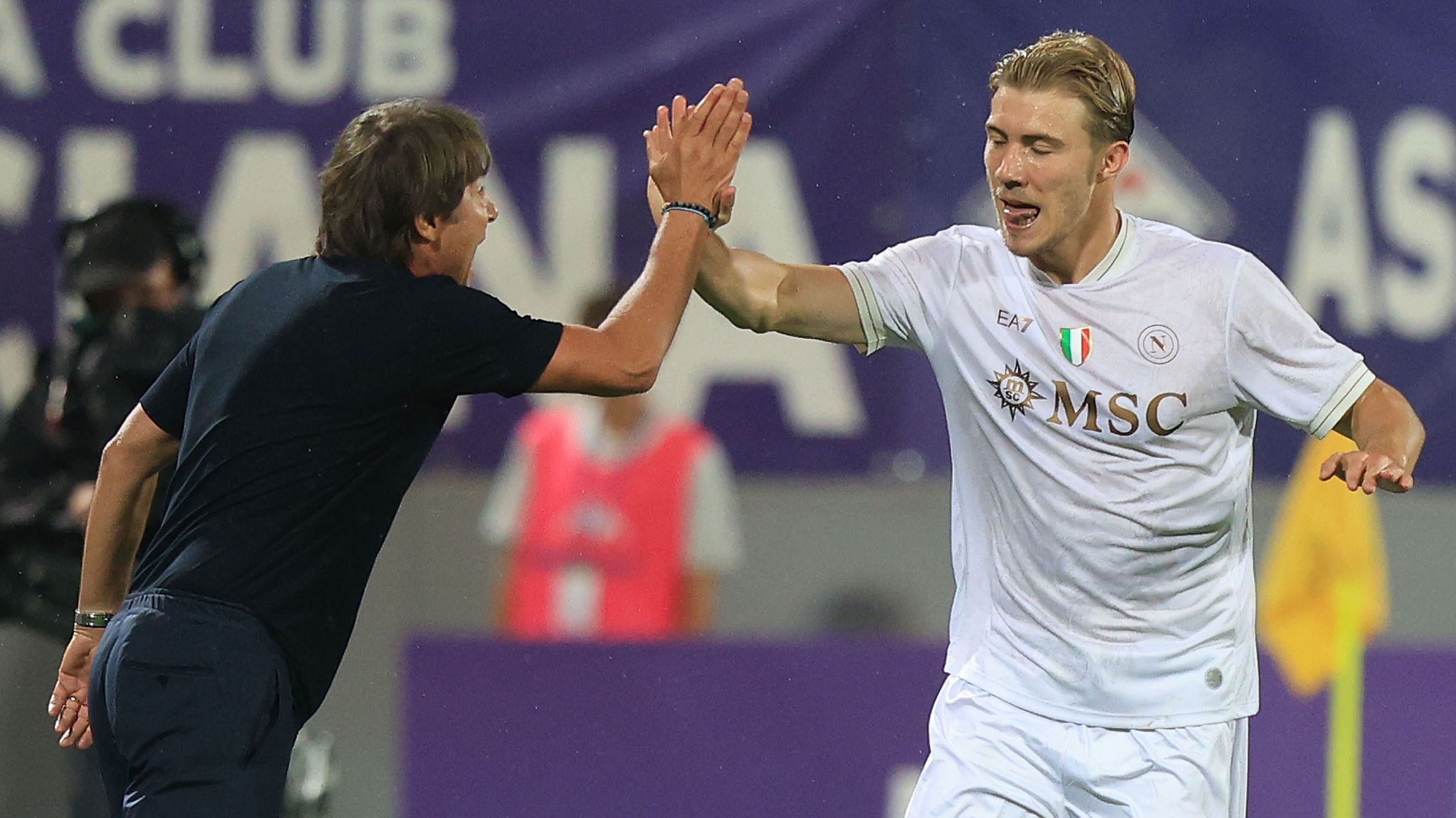 'Now on a well-functioning team' - Denmark boss aims dig at Man Utd over Rasmus Hojlund's treatment as striker enjoys Napoli renaissance