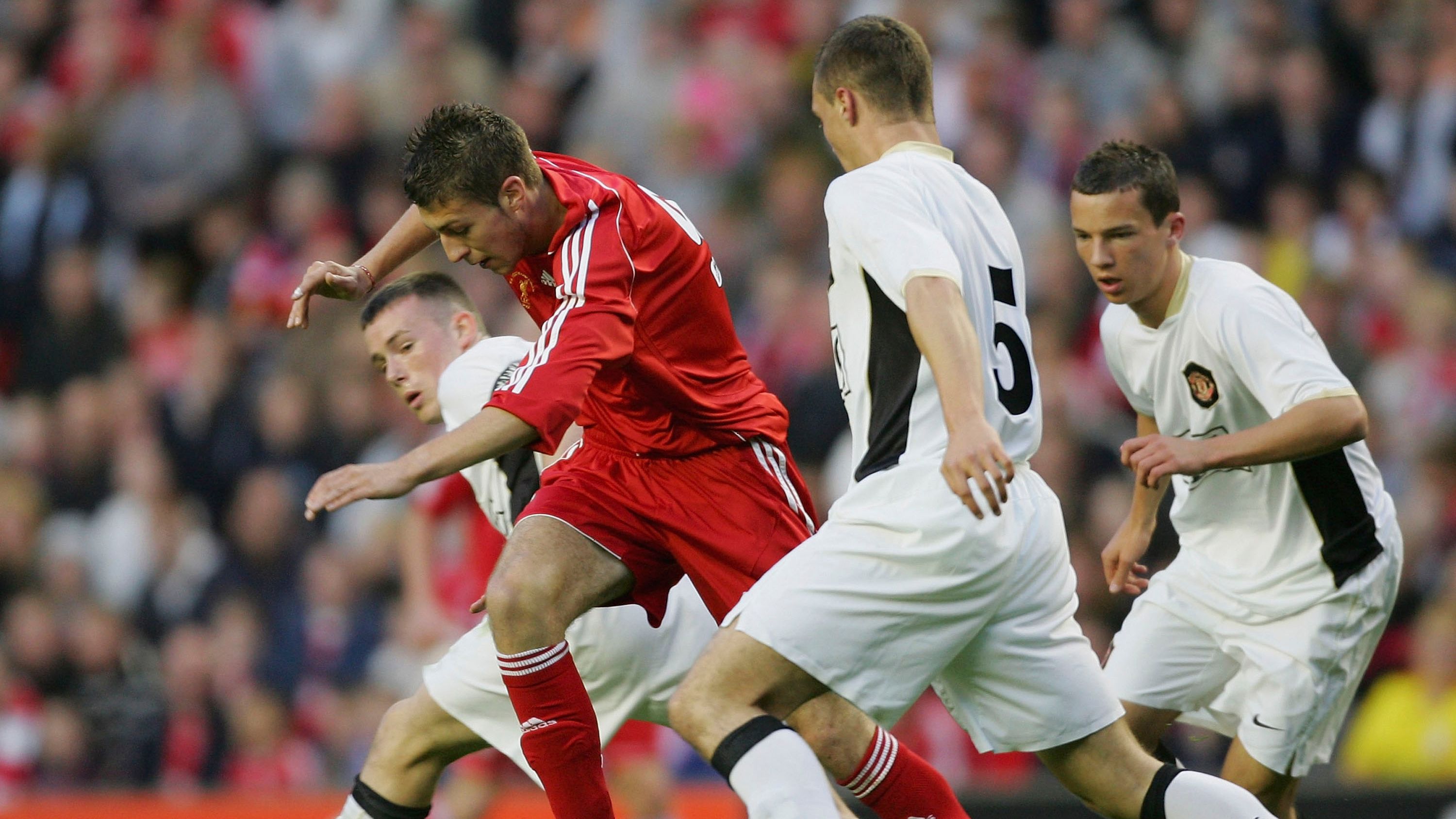 Former Man Utd star makes shock return to Old Trafford in new role 14 years after exit