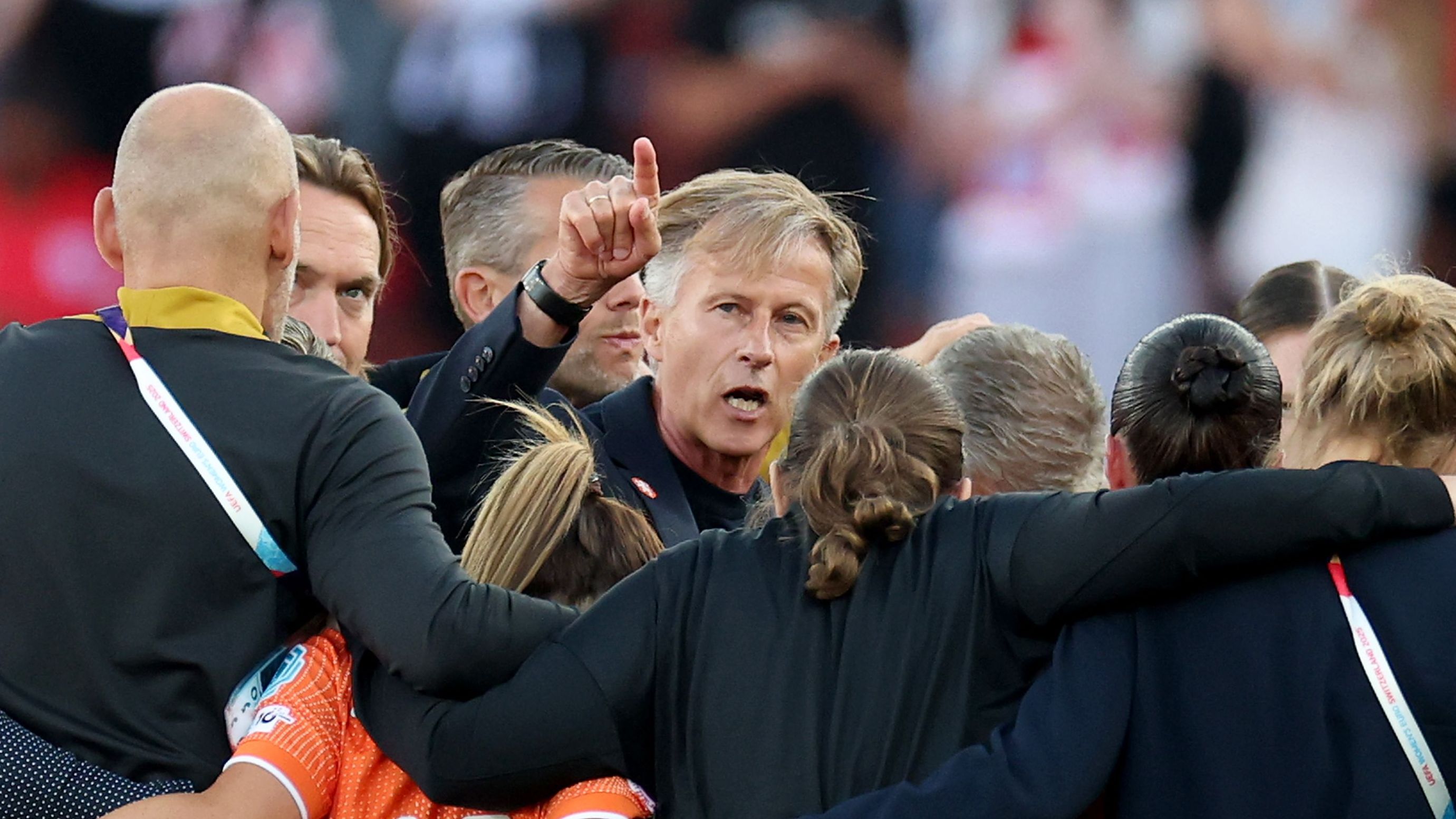 'I can work with Jose Mourinho!' - Ex-Arsenal academy chief says history with Arsene Wenger and Louis van Gaal shows he's right man for Benfica as presidential candidate reveals plan