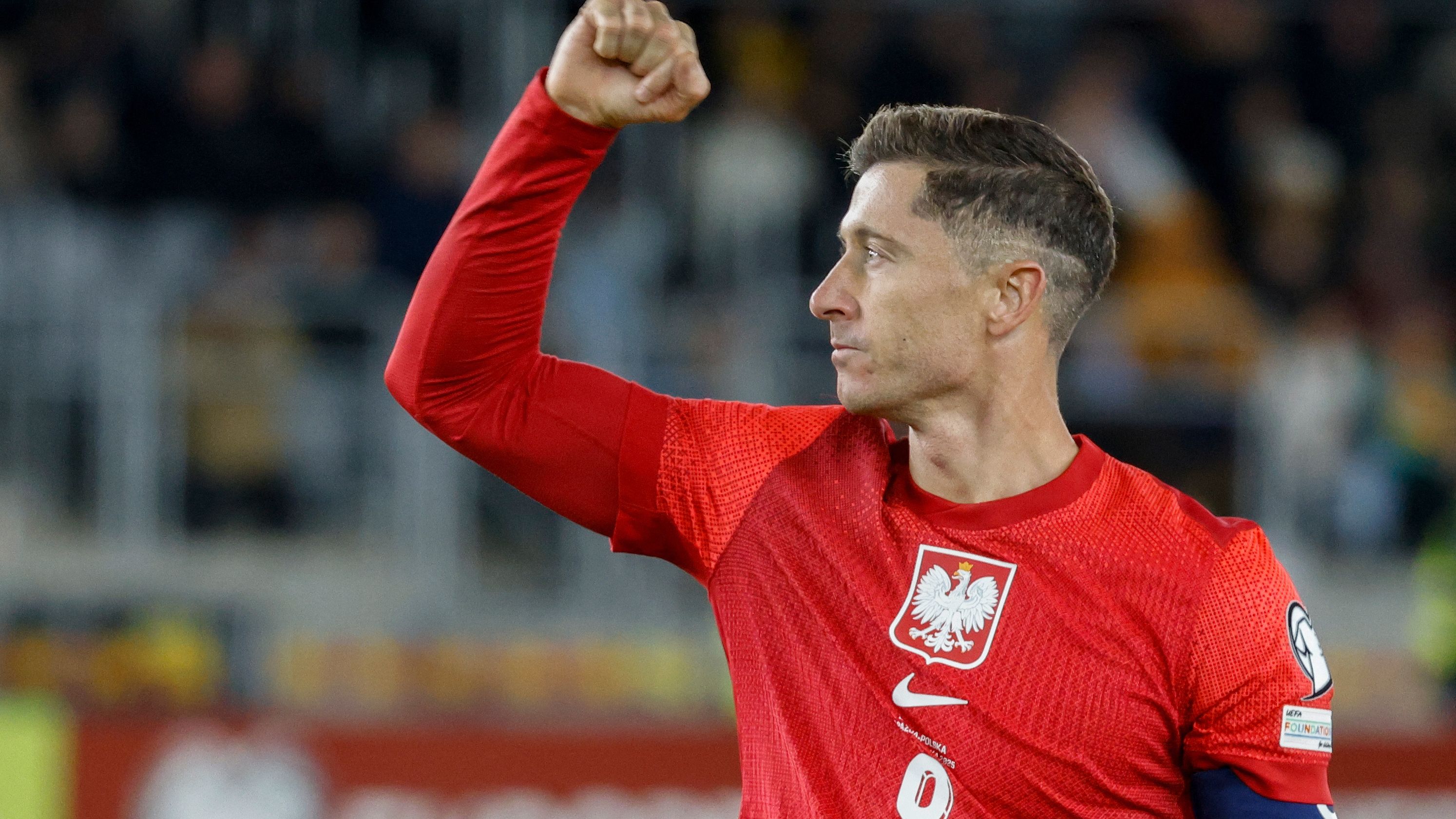 Barcelona fury over Robert Lewandowski injury baffles Poland coach with striker ruled out of Clasico match against Real Madrid