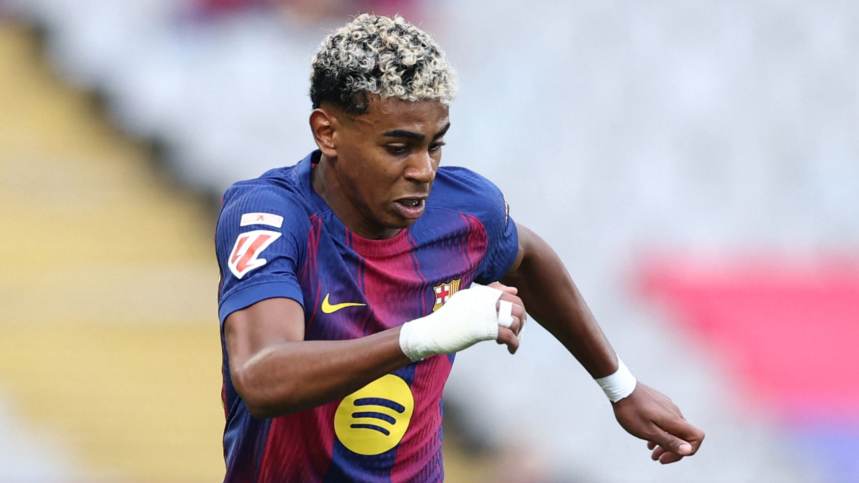 Barcelona player ratings vs Girona: Ronald Araujo at the death! Uruguayan spares Marcus Rashford's blushes as fuming Hansi Flick loses his head