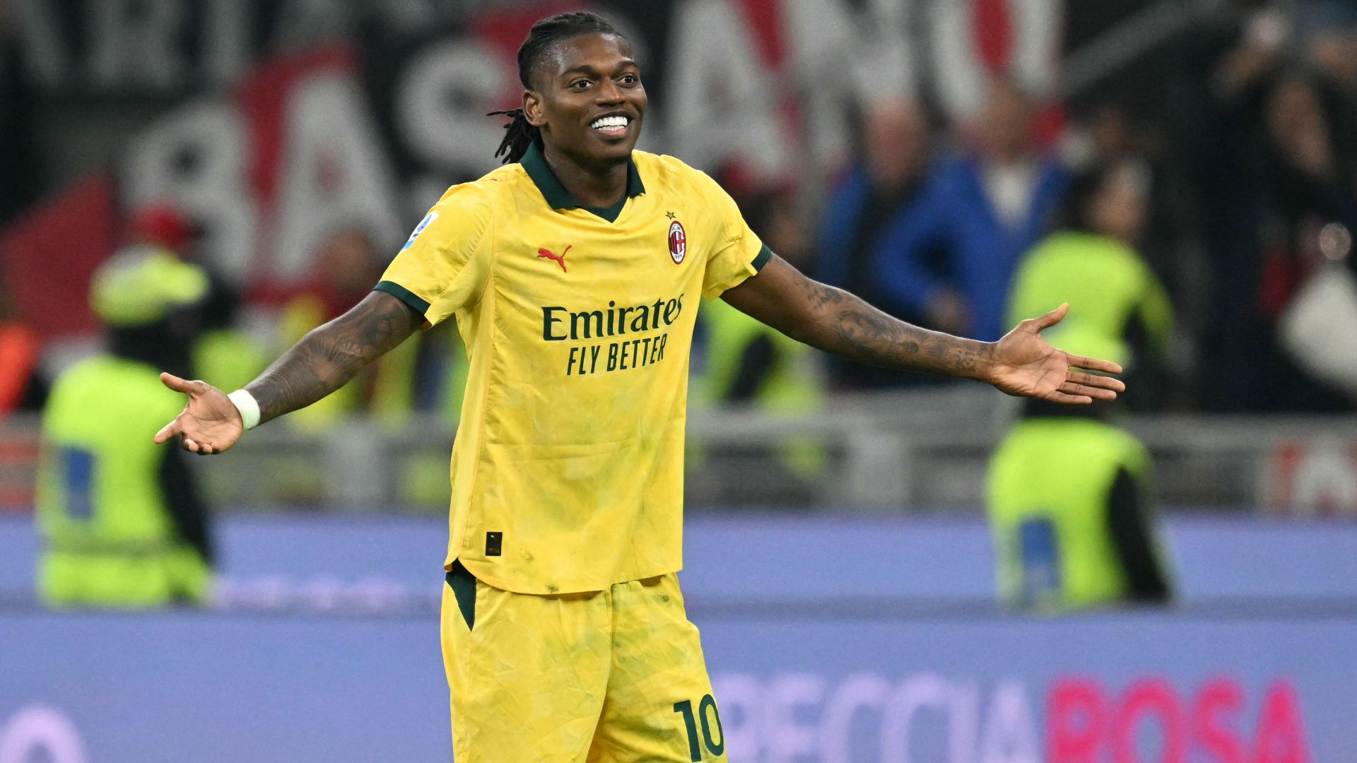 'If I had you on the bench!' - Max Allegri fires back at Italy legend for Rafael Leao over Santi Gimenez question and denies penalty 'confusion' as AC Milan go top of Serie A