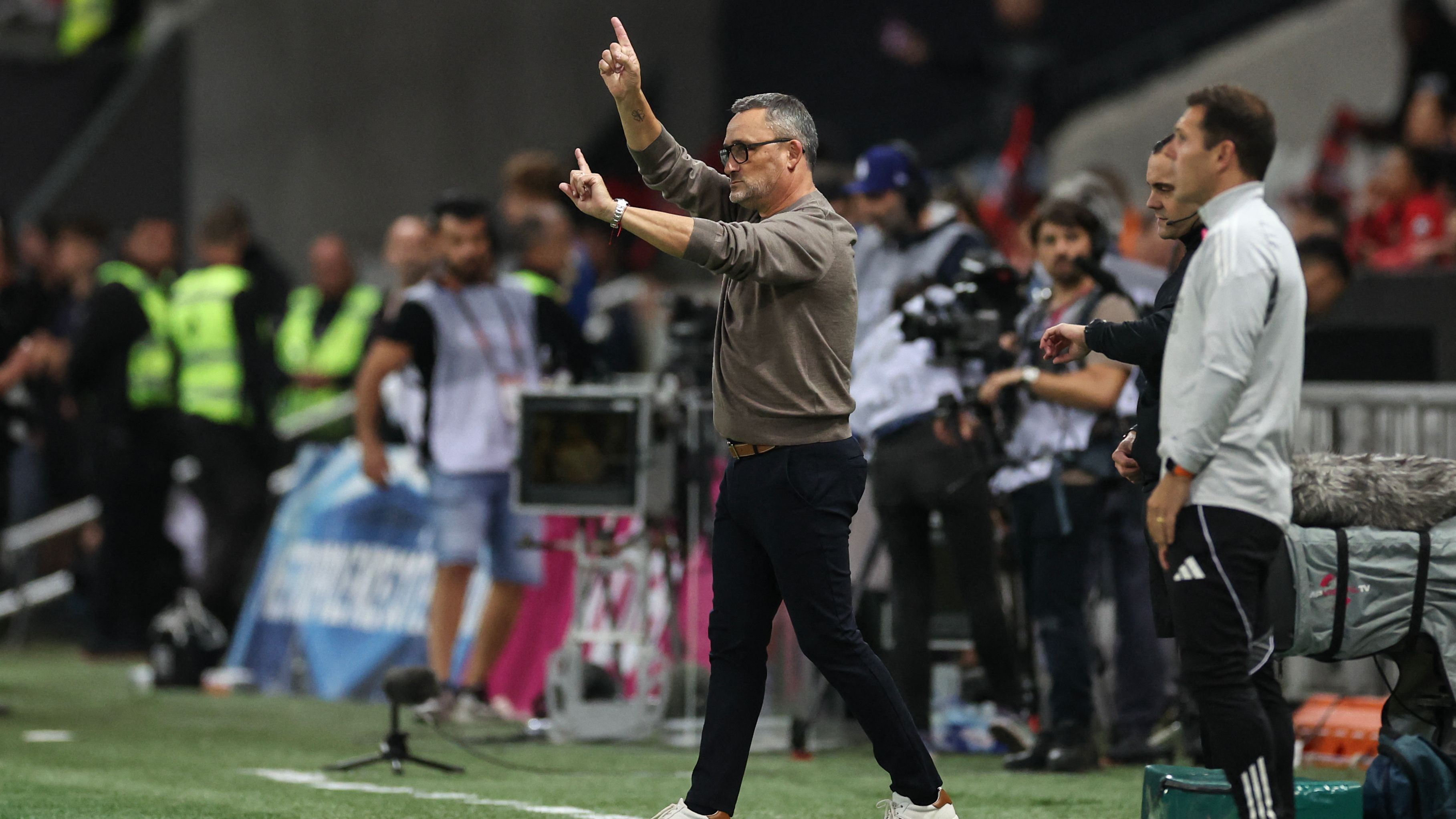 'Unacceptable!' - Referee apologises for stopping Ligue 1 match over confusing anti-ISIS chants as 'homophopic' and sparks furious reaction from Nice