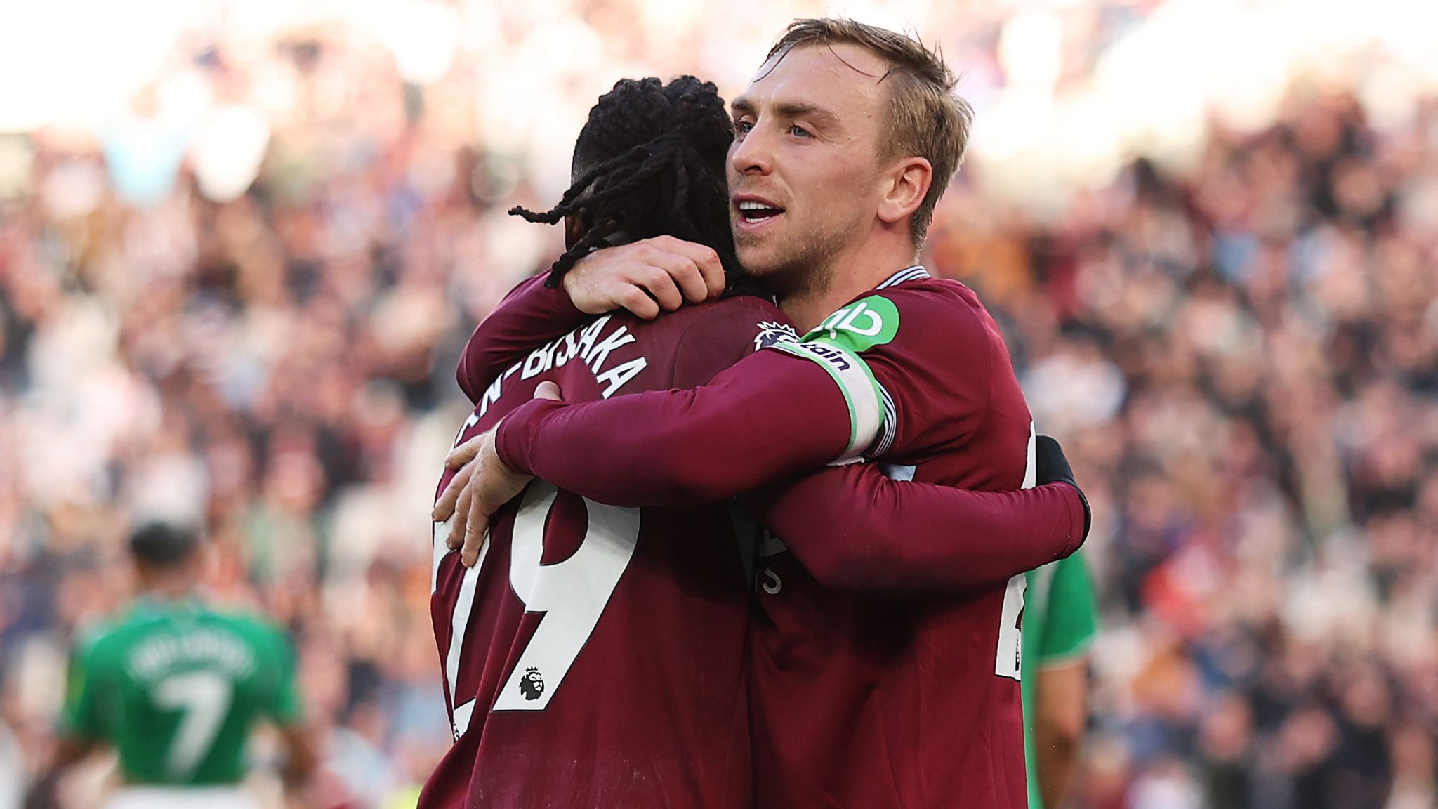 Jarrod Bowen leads West Ham celebrations as Hammers win first home game in NINE MONTHS with defeat of Newcastle