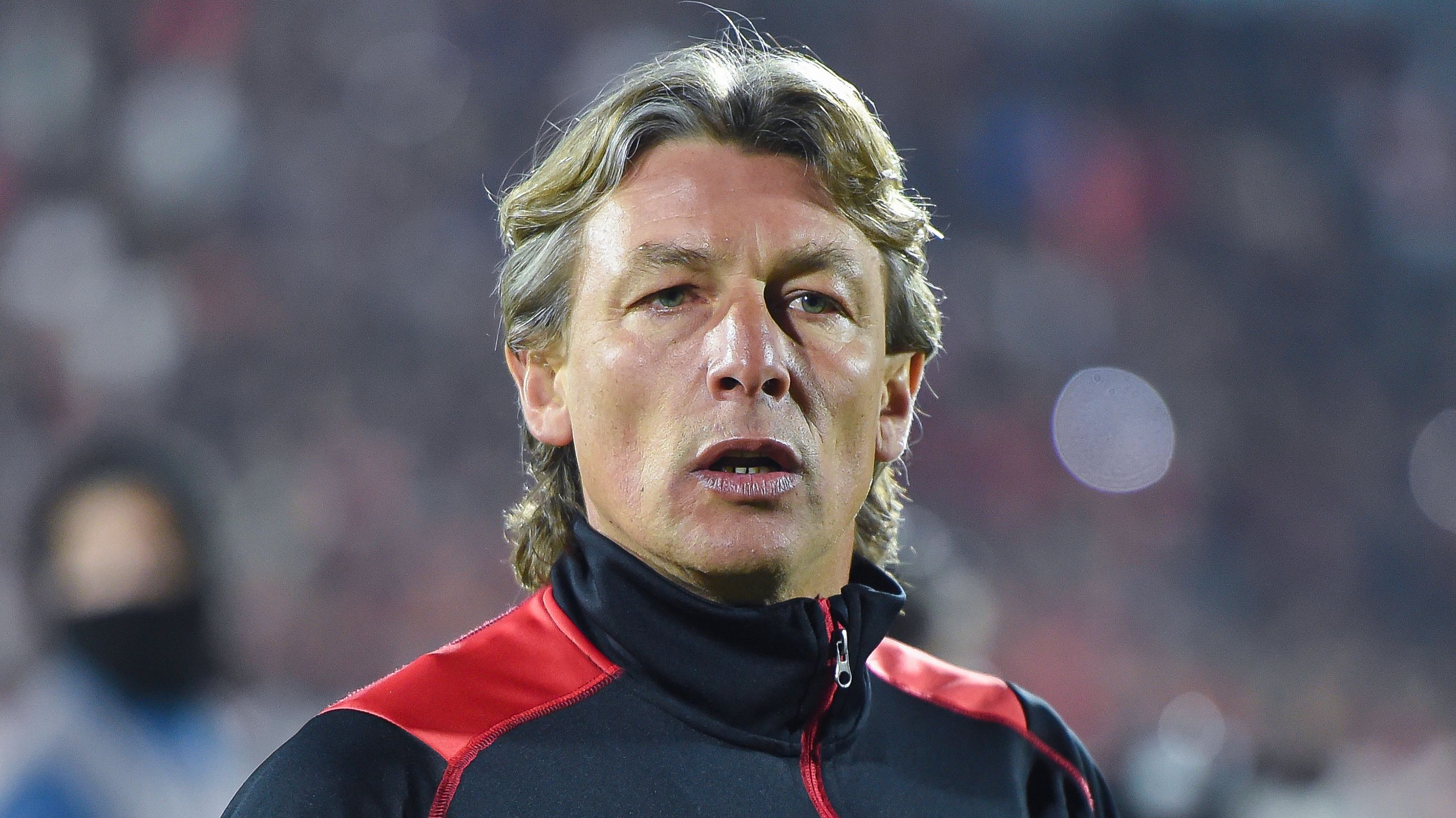 Ex-Man Utd defender is helping Arsenal's Premier League title charge claims Golden Glove frontrunner David Raya