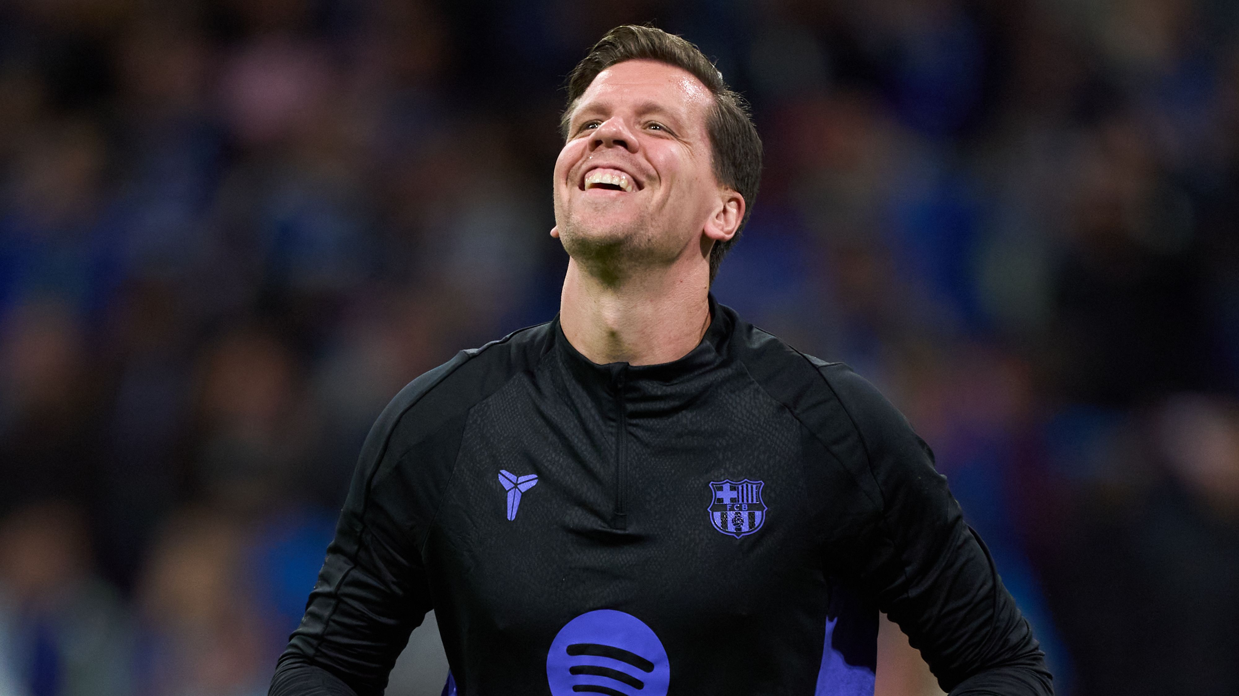Wojciech Szczesny recommends 'meditation and breathing' to angry Barcelona and Real Madrid stars after watching Clasico erupt in brawl