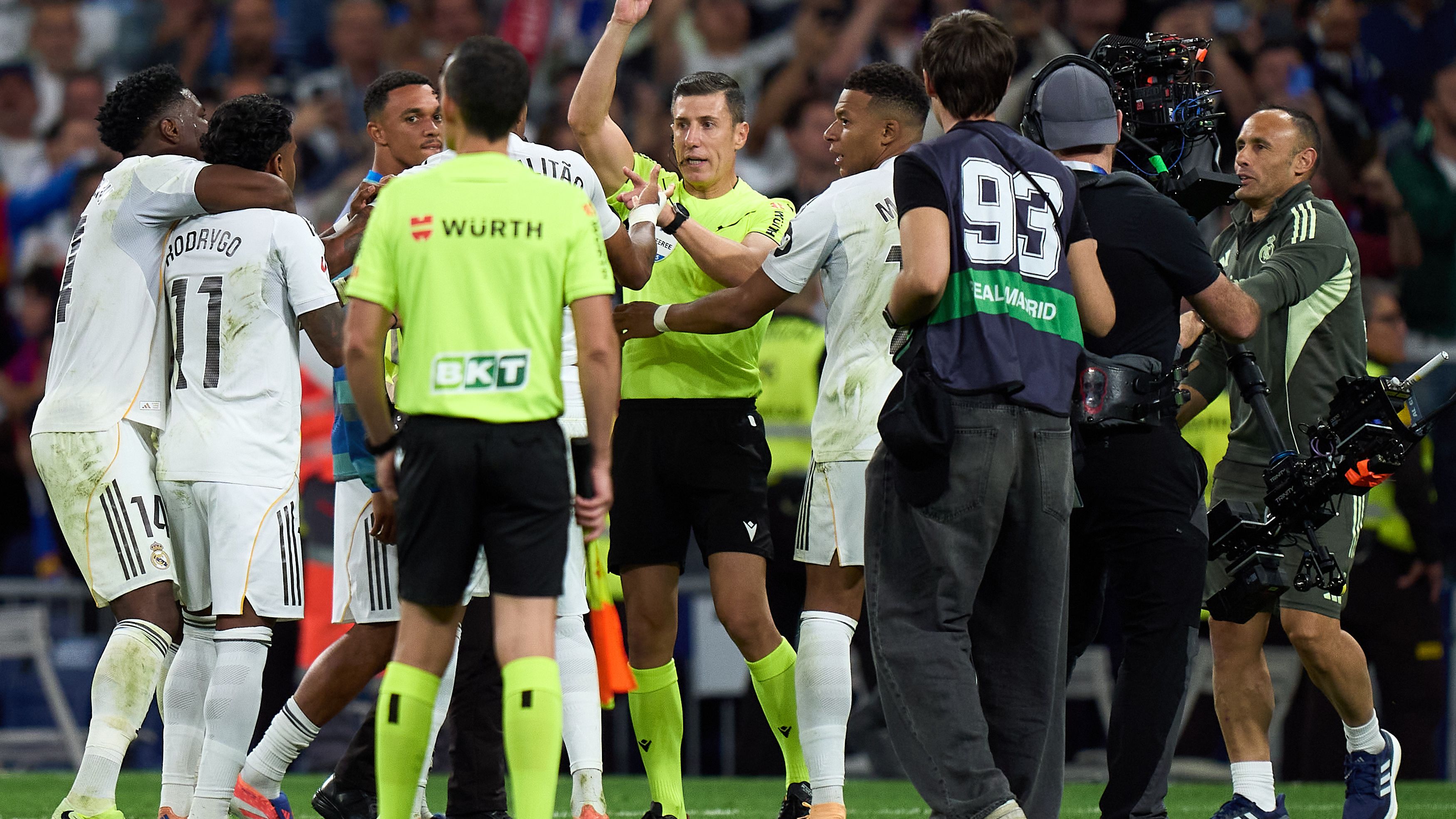 Real Madrid goalkeeper suspended for red card for role in feisty brawl in Clasico win against Barcelona
