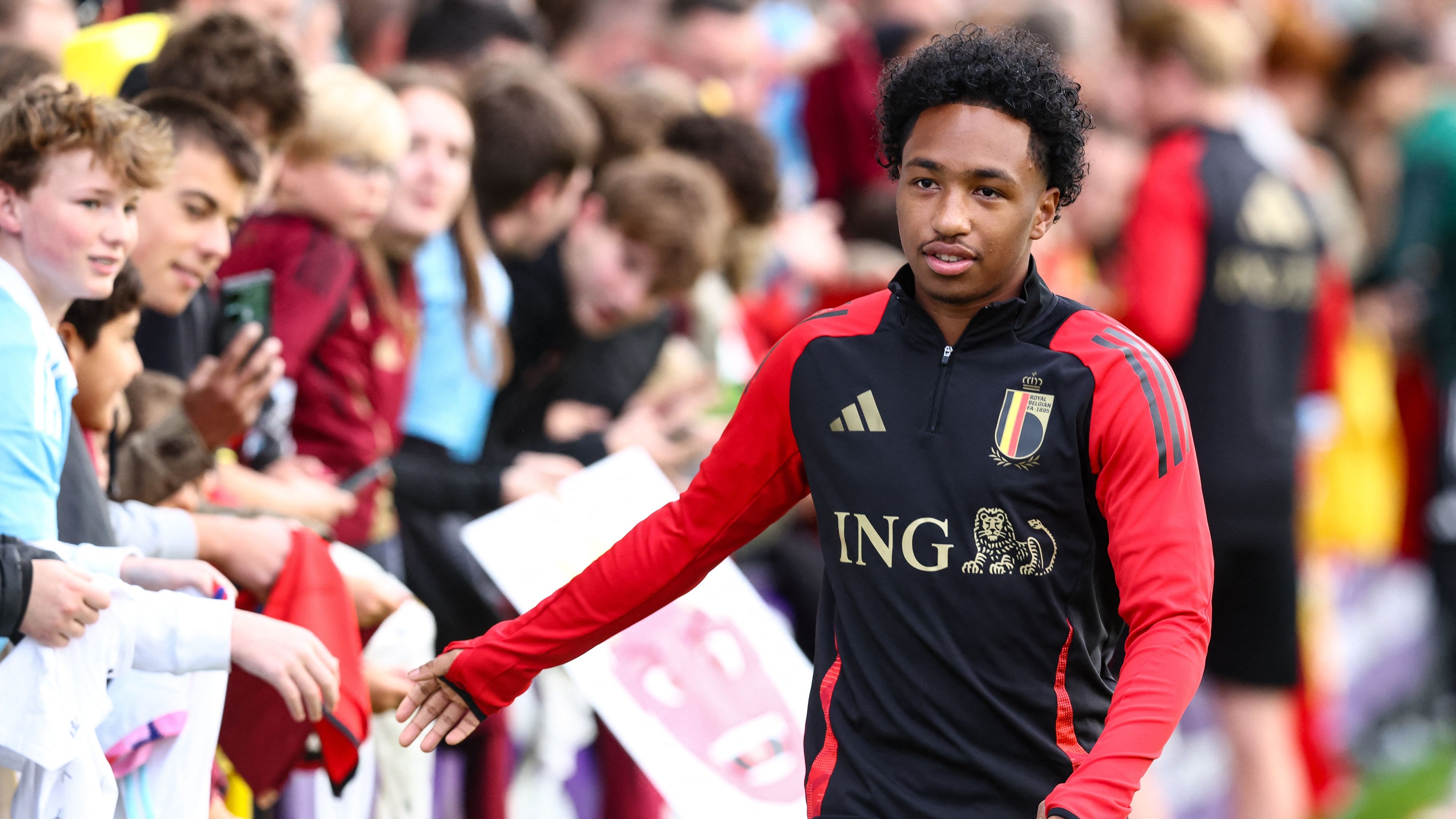 Lyon star Malick Fofana ruled out for several months after brutal injury to Chelsea & Liverpool target