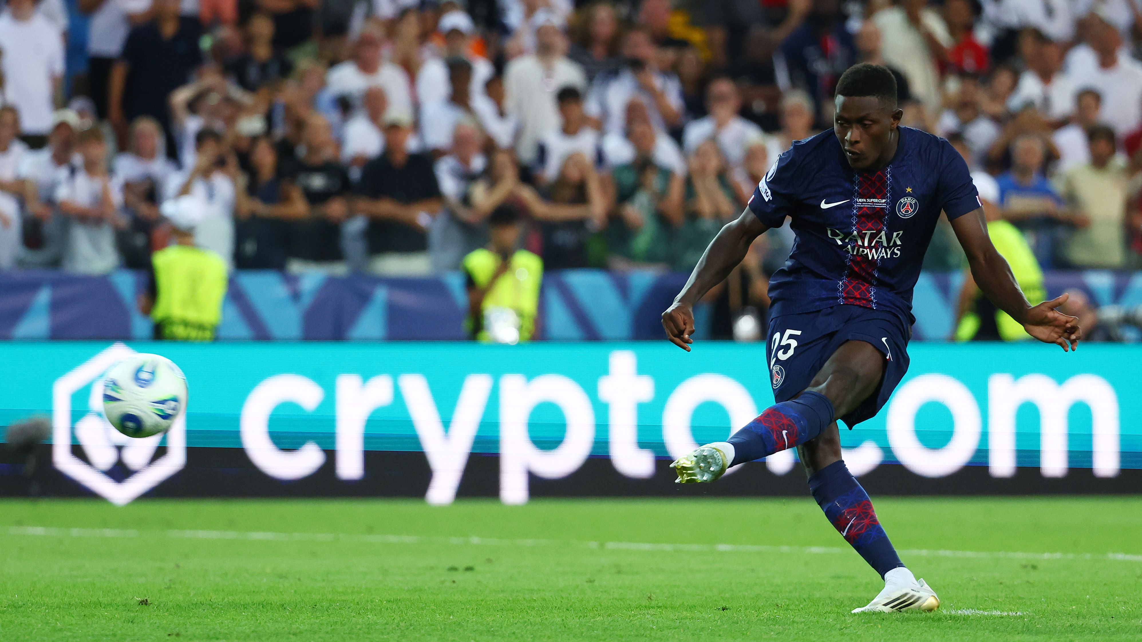 Nuno Mendes 'was always going to stay' at PSG as Portuguese full-back dismisss Man Utd interest