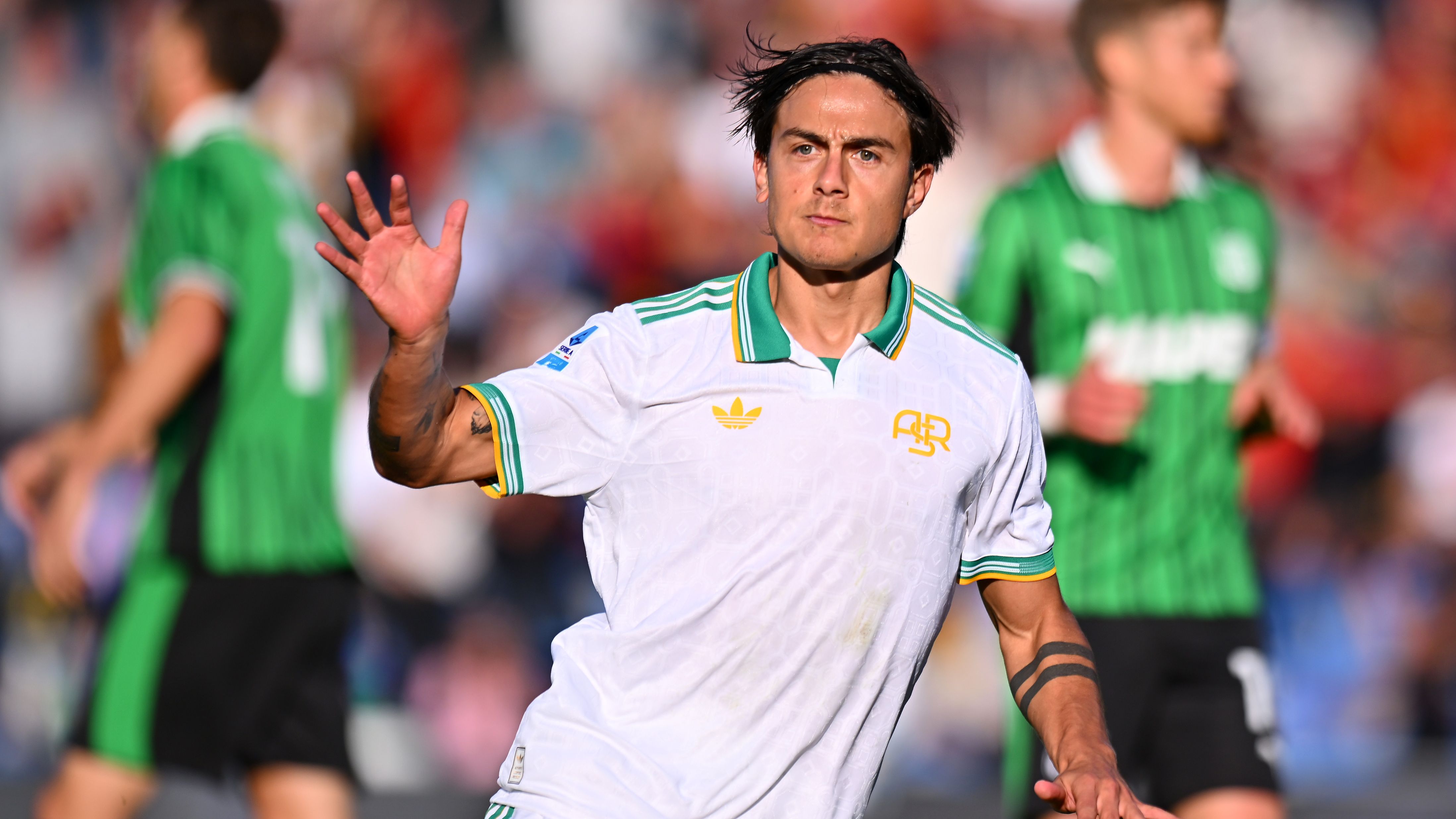 'Extraordinary' Paulo Dybala earns special praise from Roma boss after Argentine forward seals another Serie A win for surprise title contenders