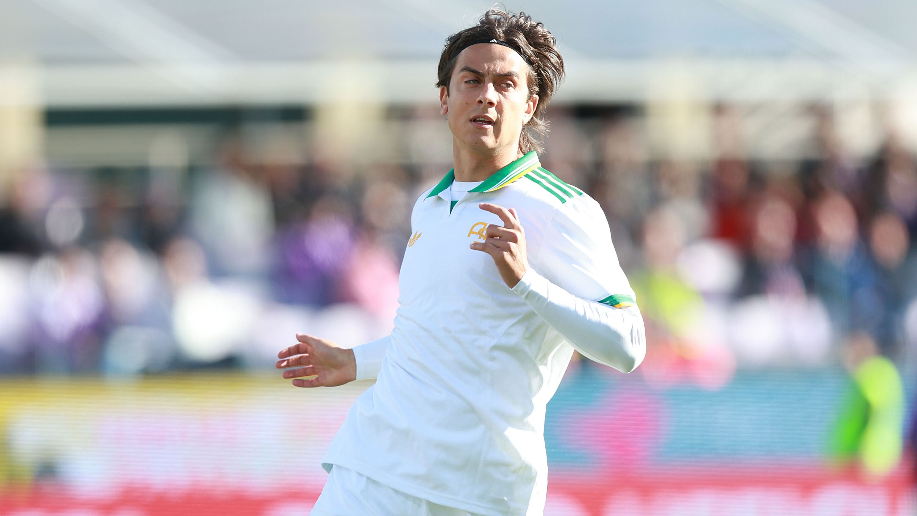 'Extraordinary' Paulo Dybala earns special praise from Roma boss after Argentine forward seals another Serie A win for surprise title contenders