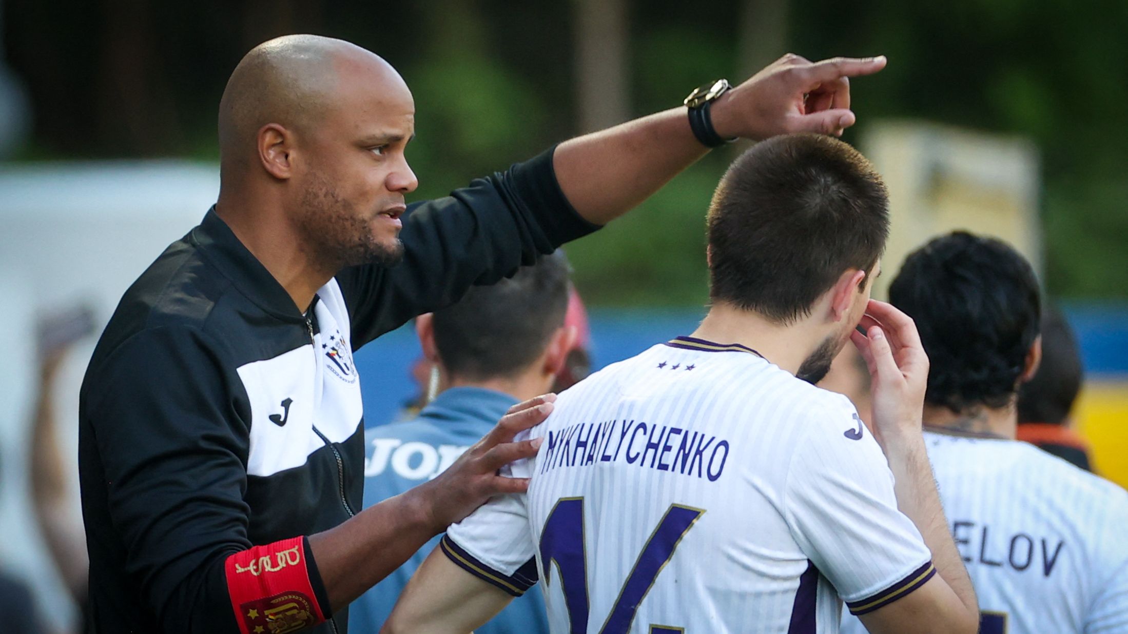 'He has incredible authority' - Vincent Kompany stunned Bundesliga director with PowerPoint presentation during talks to join club ahead of Burnley move